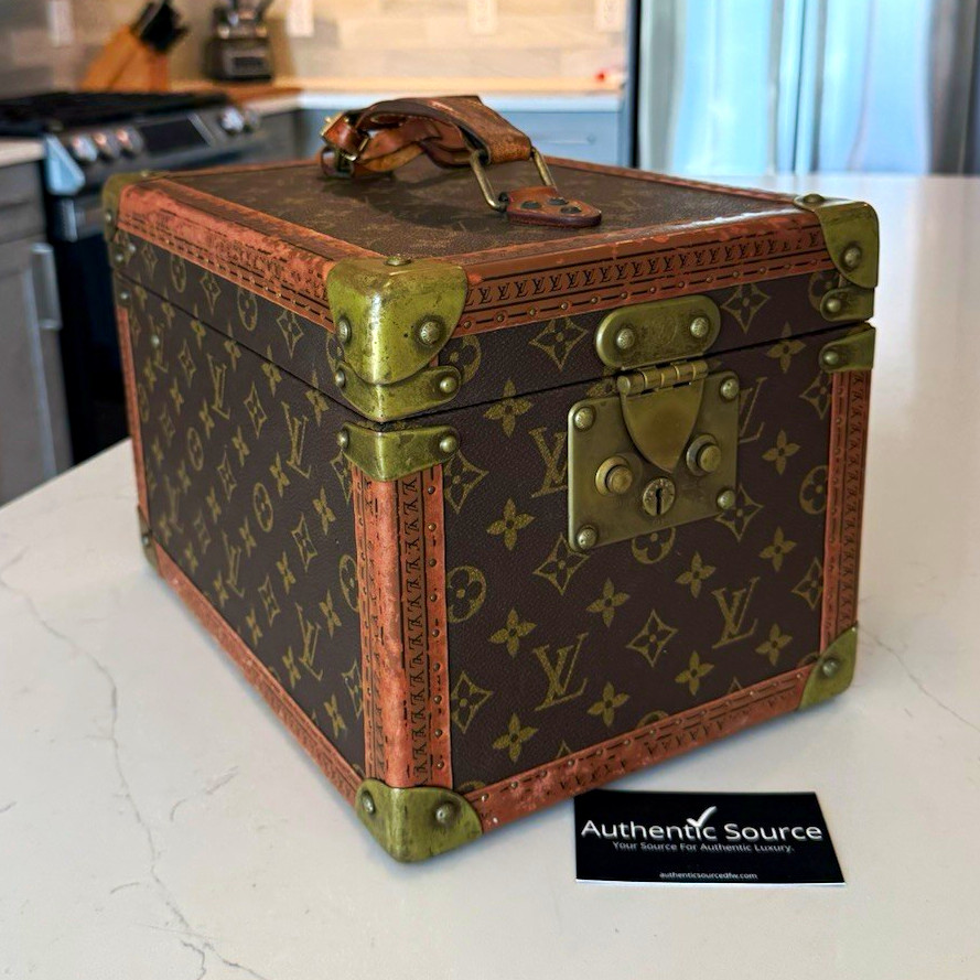 Louis Vuitton Boite Falcons Vintage Monogram Hard Leather Trunk Vanity Case Lock