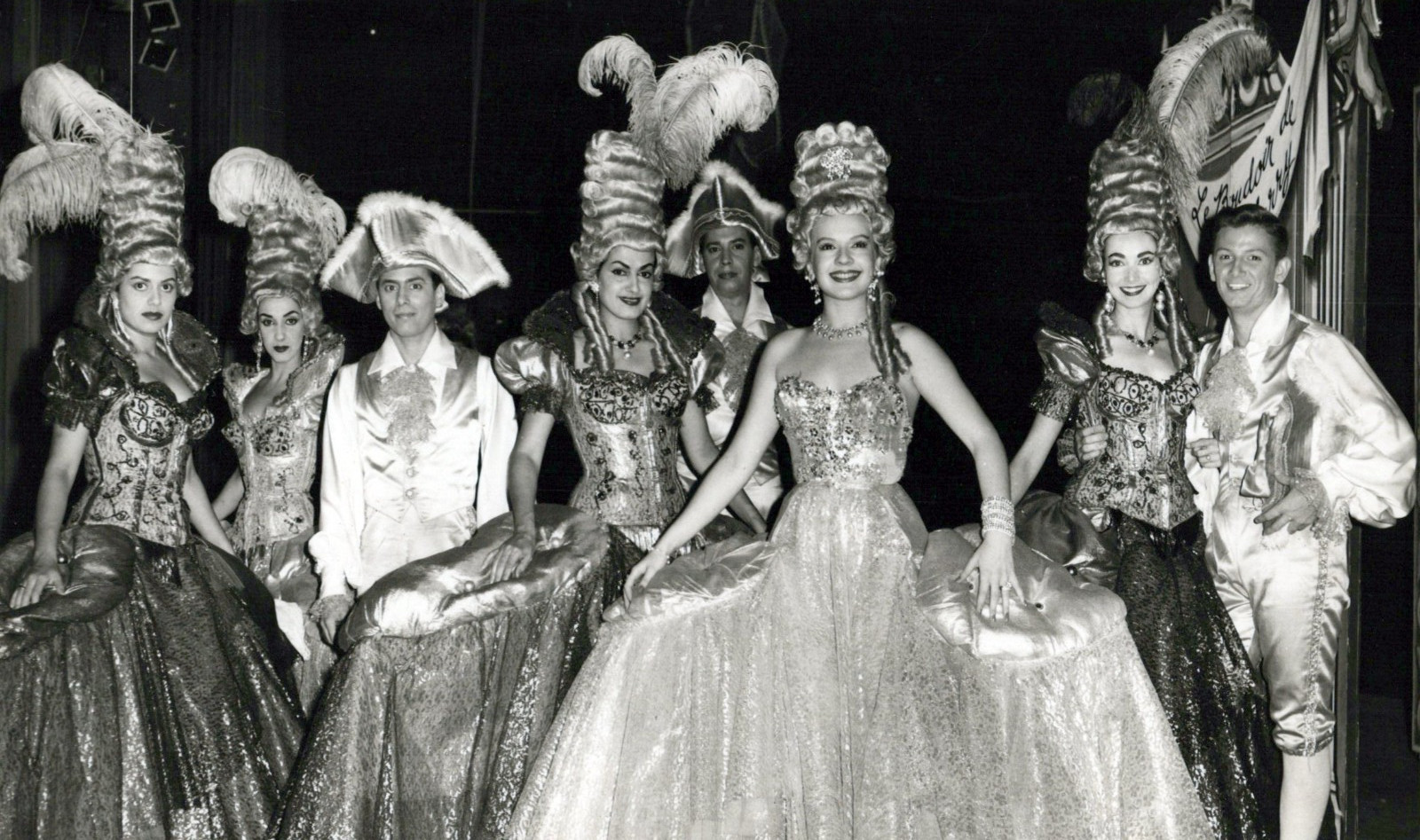1950s UNSEEN CUBA CUBAN VEDETTE CHEESECAKE PARISIEN SHOW PORTRAIT PHOTO MA30