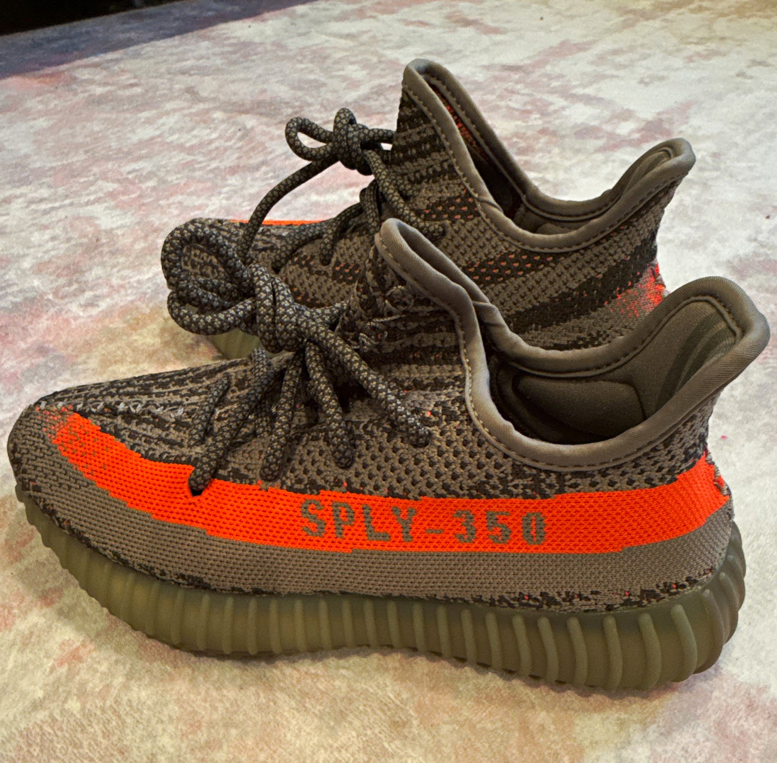 adidas Yeezy Boost 350 V2 Low Top Lace-Up Men\'s Sneakers Gray/Orange SPLY-350