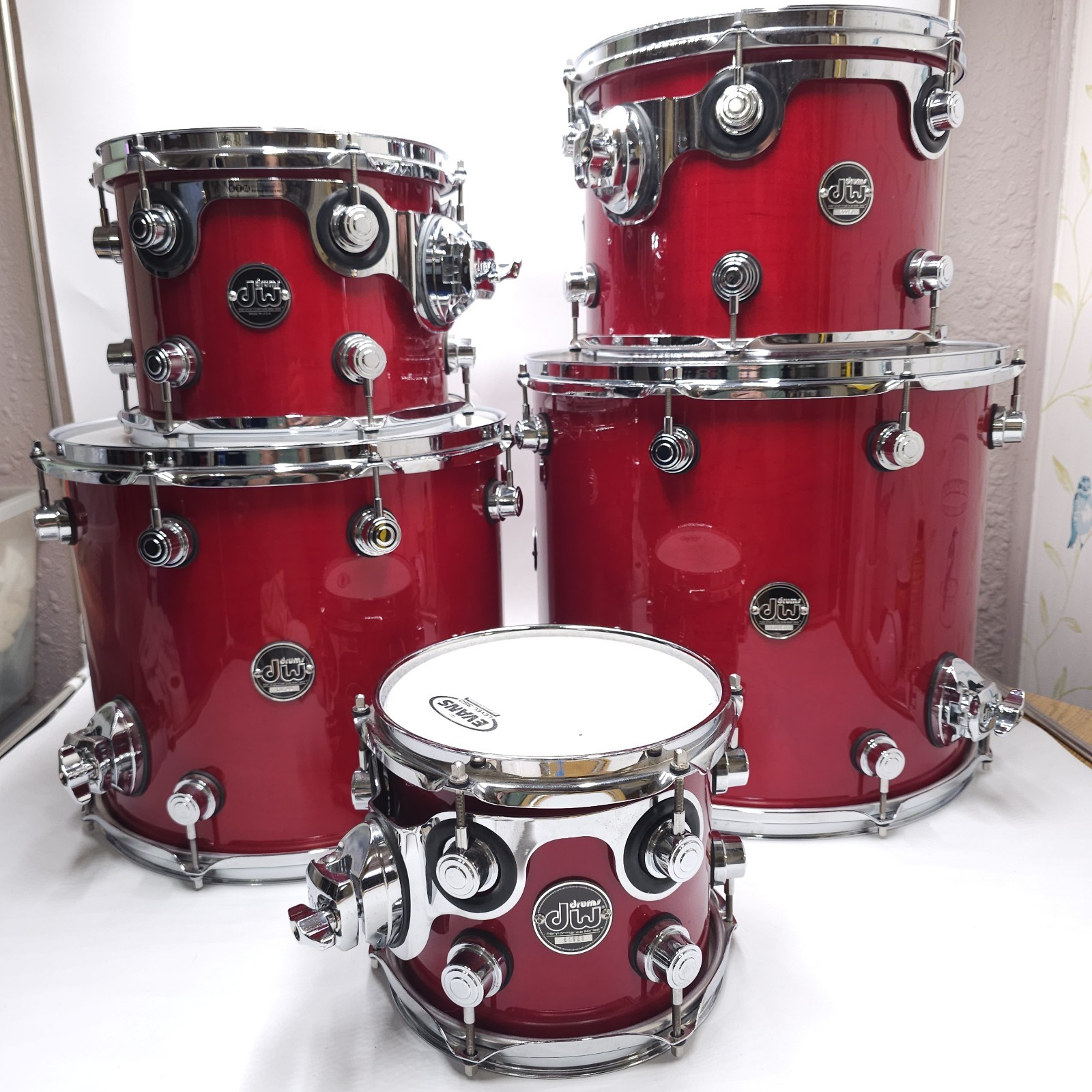 DW Performance Series Fast Toms 8-10-12-14-16 Maple HVX Cherry Satin Made In USA DW Performance Series Fast Toms 8-10-12-14-16 Maple HVX Cherry Satin Made In USA
