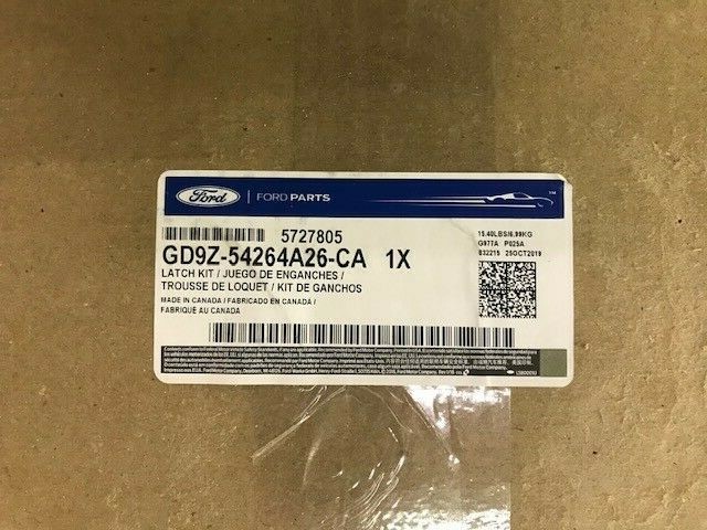 Genuine Ford Lincoln Continental Latch Kit GD9Z-54264A26-CA *NEW IN BOX* Genuine Ford Lincoln Continental Latch Kit GD9Z-54264A26-CA *NEW IN BOX*
