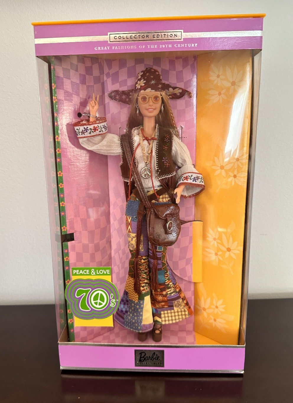 New Barbie Peace and Love 70's Collector Edition Mattel