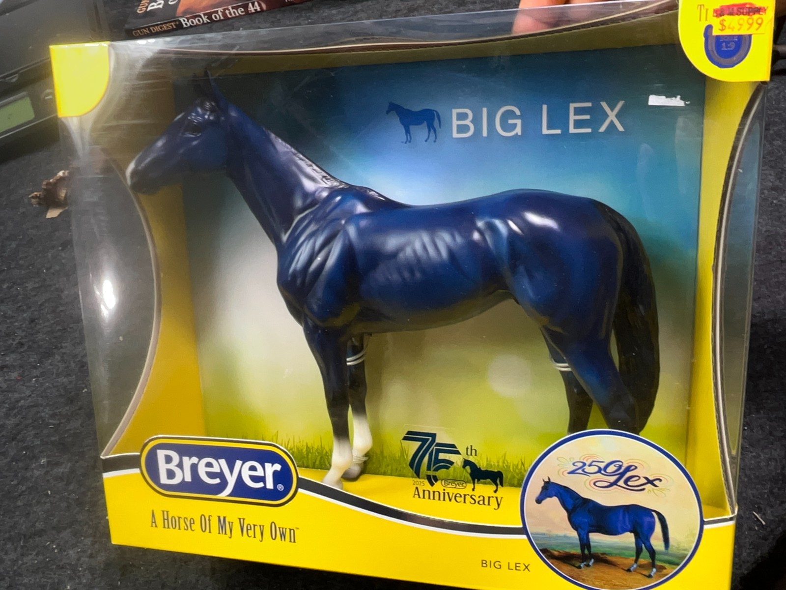 Breyer Traditional Horse #10307 Big Lex Decorator Thoroughbred box slight damage