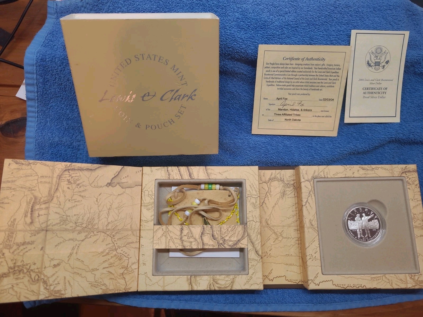 2004 Lewis & Clark Coin & Pouch Set OGP*April Fox*Mandan-Hidatsa-Arikara-SILVER- 2004 Lewis & Clark Coin & Pouch Set OGP*April Fox*Mandan-Hidatsa-Arikara-SILVER-