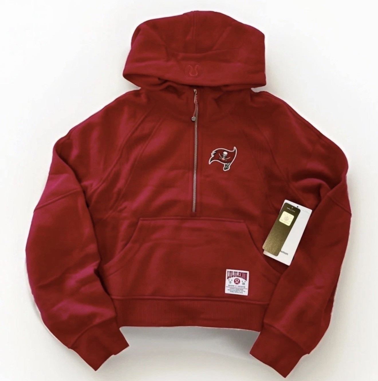 NWT Lululemon Womens NFL Tampa Bay Buccaneers Scuba Oversized 1/2 Zip M/L