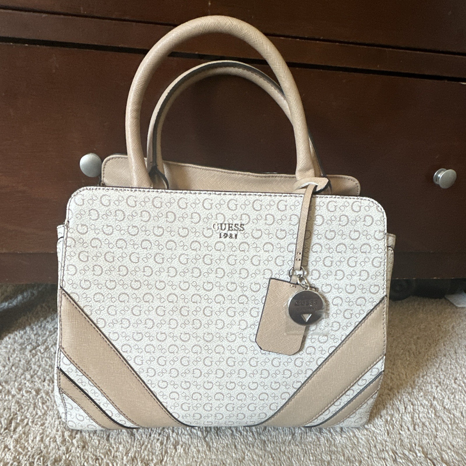 GUESS Beige/Tan Logo Satchel Top Handle Bag, Strap, Zip, Pockets, Charm No strap