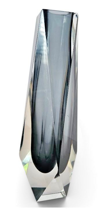 Flavio Poli Murano Grey Sommerso Faceted Diamond Vase 1970s