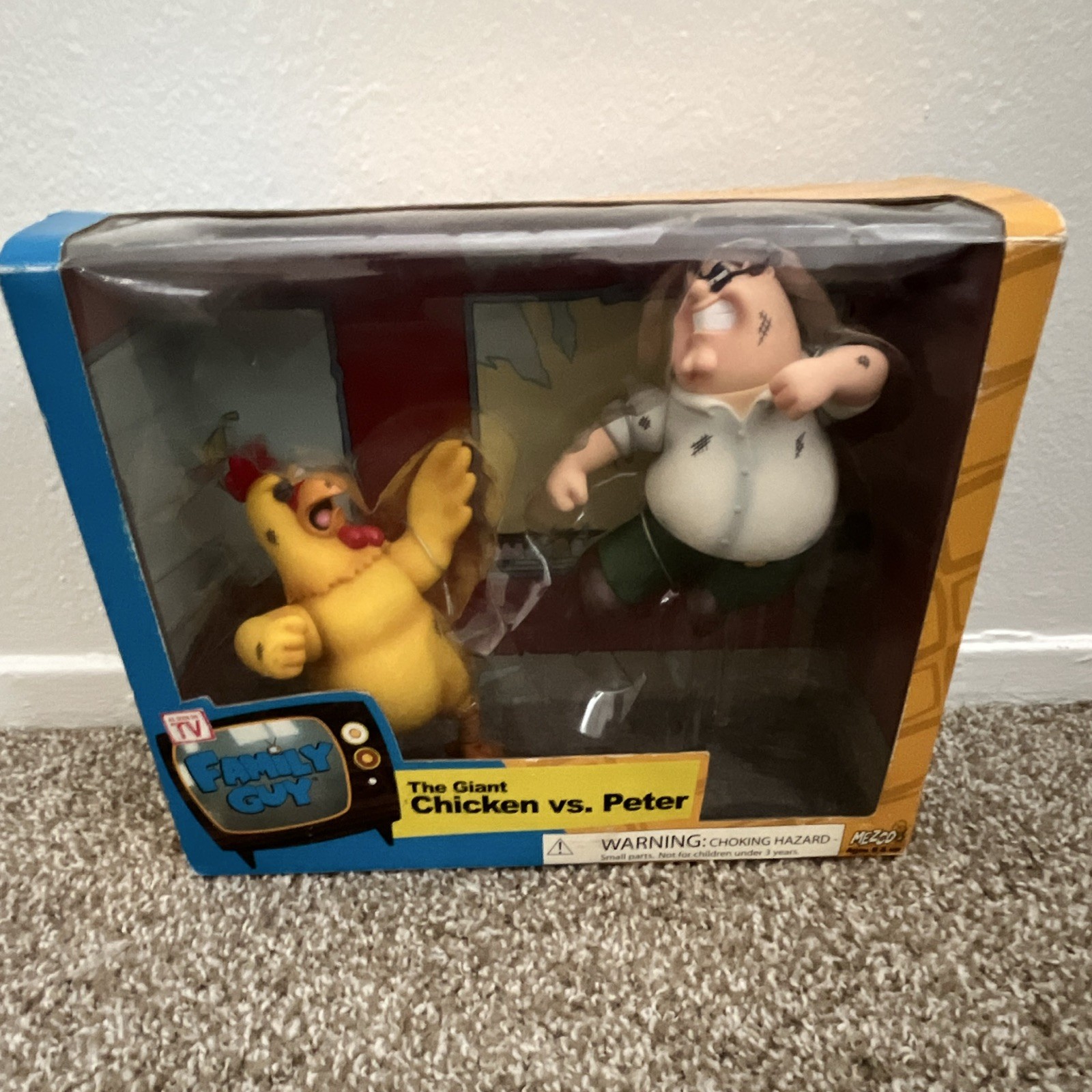 2005 Mezco Family Guy Giant Chicken vs Peter Griffin 2-Figure Set 2005 Mezco Family Guy Giant Chicken vs Peter Griffin 2-Figure Set