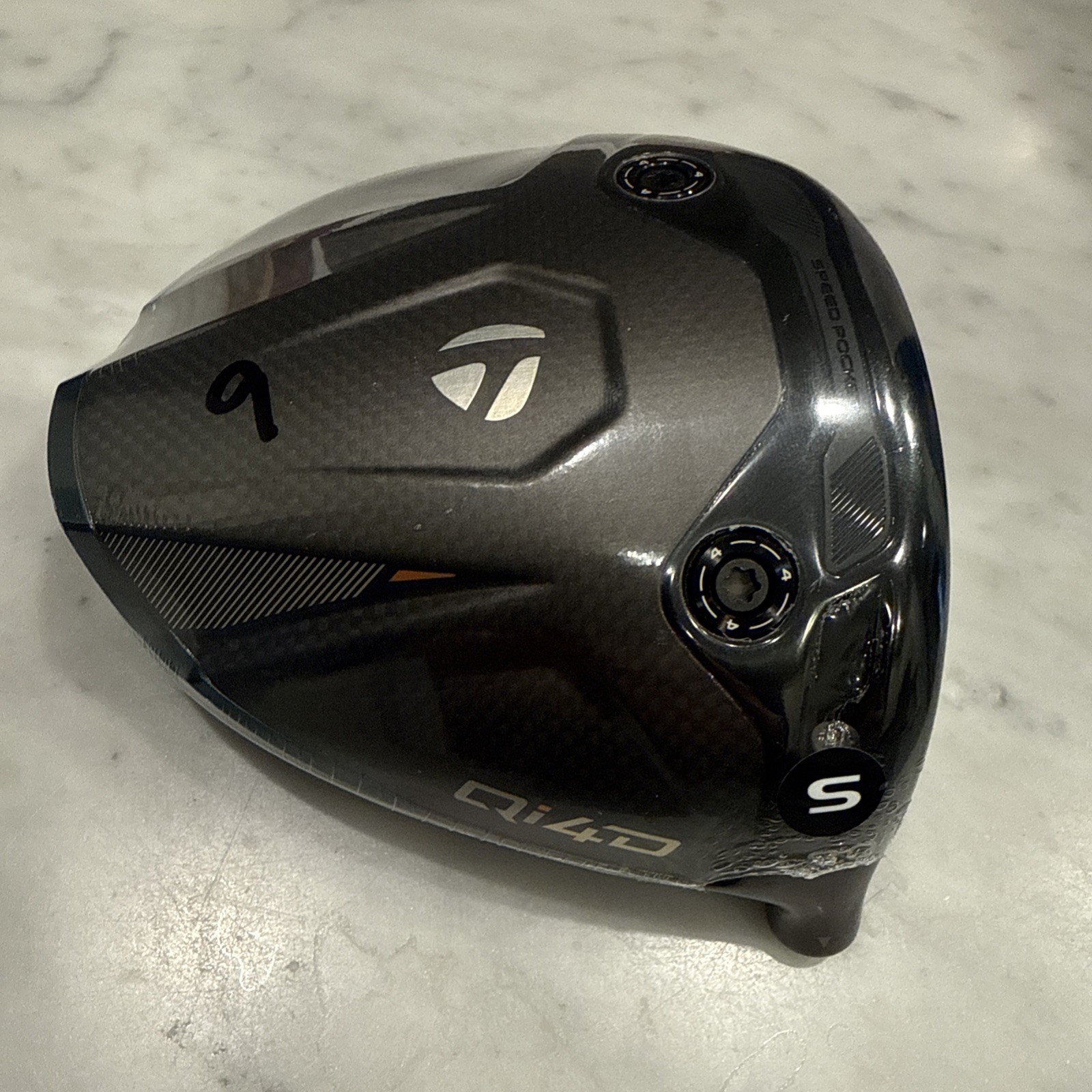 NEW - Taylor Made QI4D Right Hand 9.0 DRIVER HEAD ONLY - No HEAD COVER.