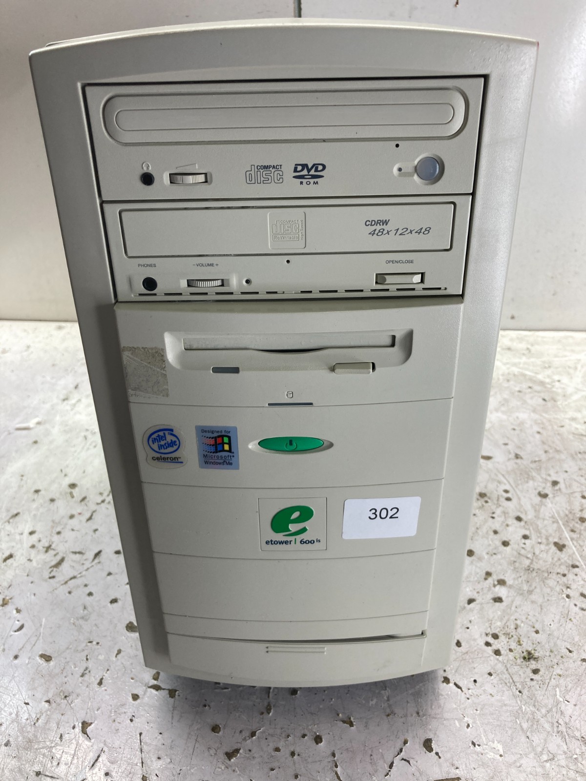 eMachines eTower 600is Intel Celeron 600MHz 512MB NO HDD eMachines eTower 600is Intel Celeron 600MHz 512MB NO HDD