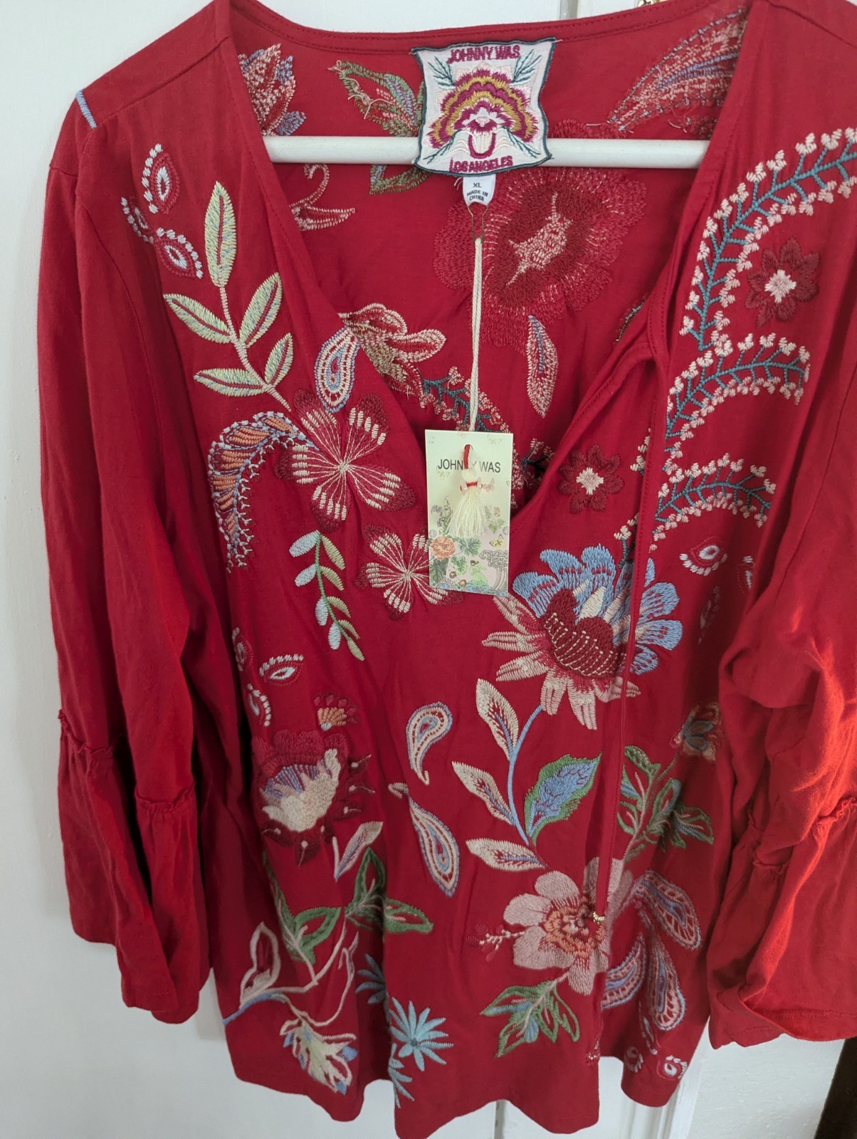 Johnny Was Embroidered Red Long Sleeved Tee Shirt Blouse Women XL