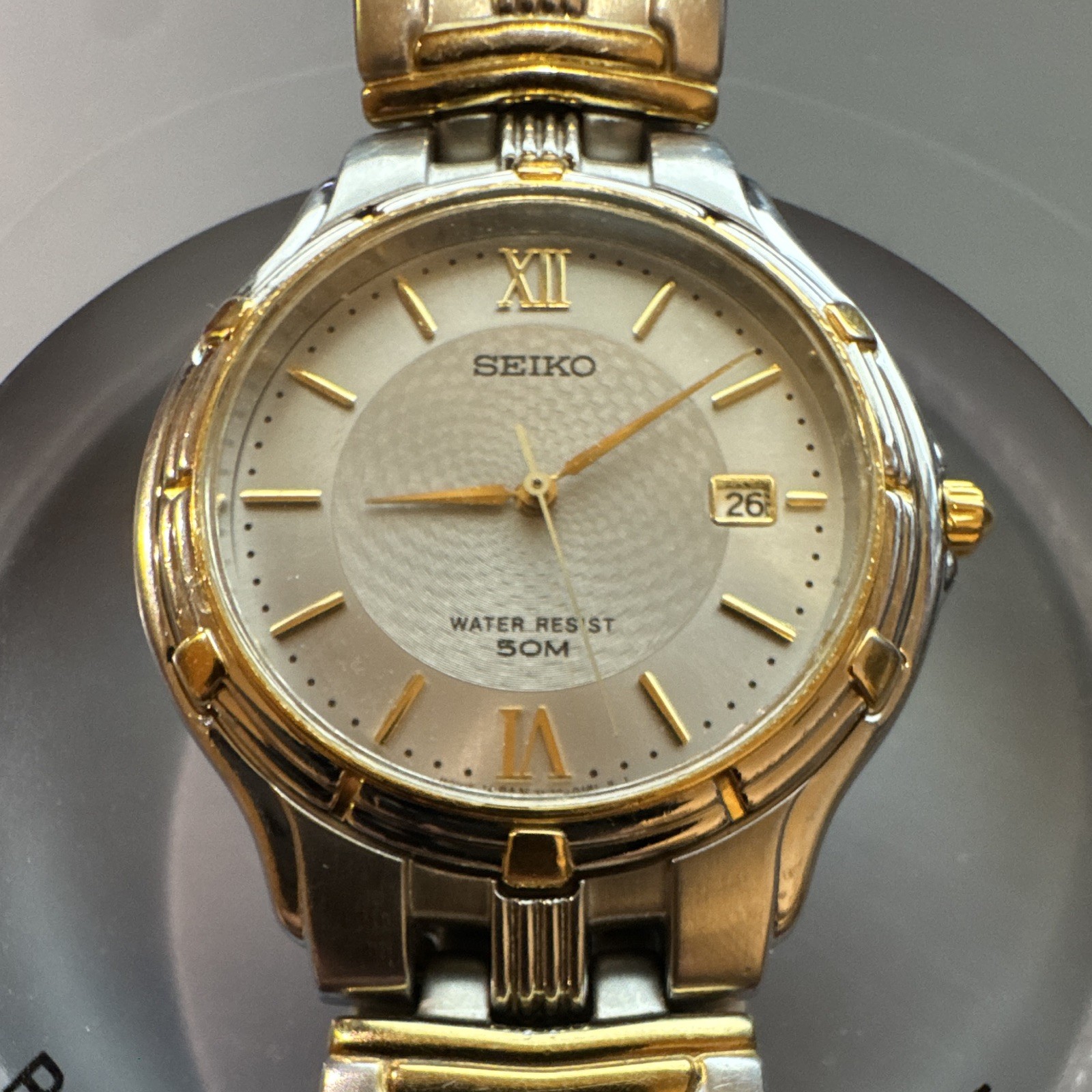 Vintage Seiko 7N32-0149 Two-Tone Stainless Steel Quartz Date, Silver Dial 50m WR