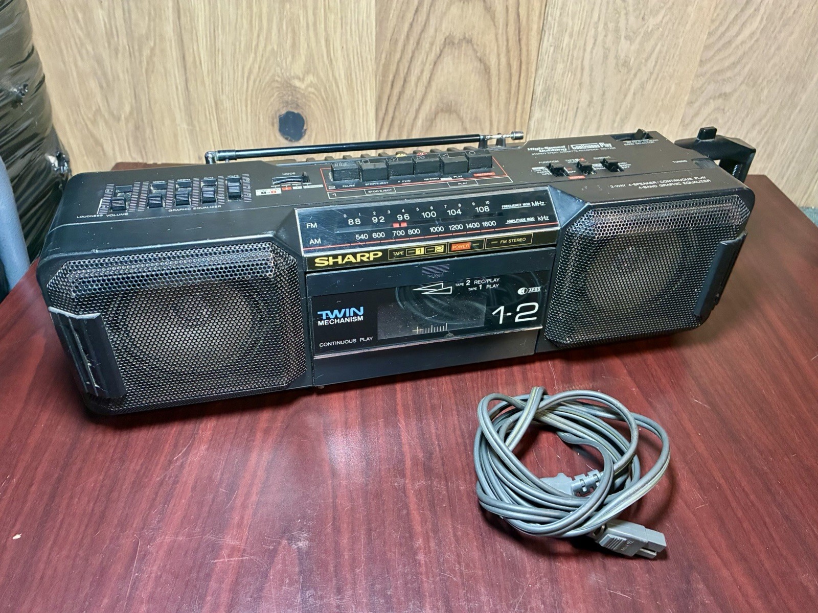 VTG Sharp WQ-T282 Twin Mechanism Cassette Boombox Radio WORKS needs Speaker Foam