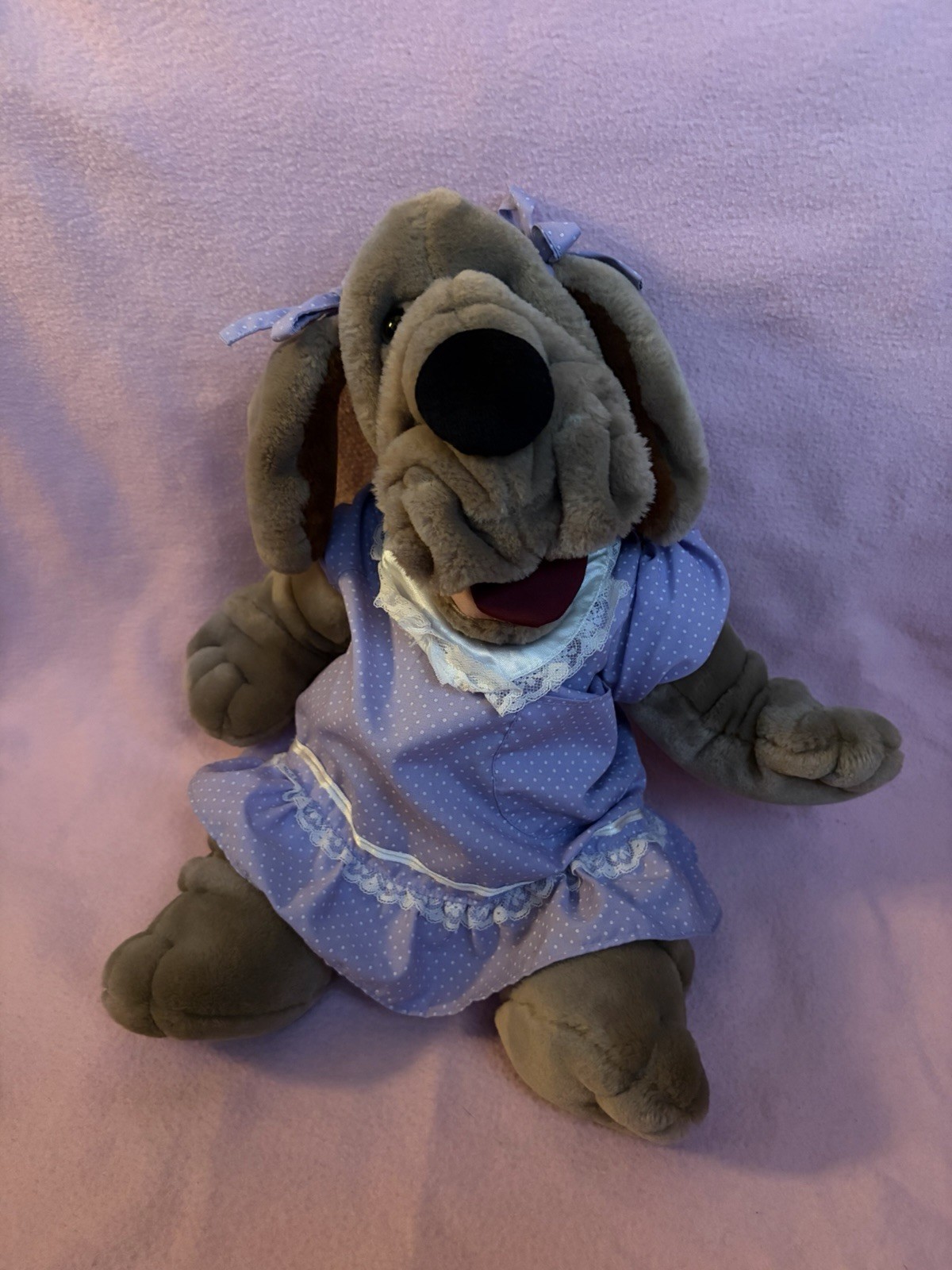 Vintage Wrinkles Dog Puppet Plush Purple Dress 16\ Vintage Wrinkles Dog Puppet Plush Purple Dress 16\