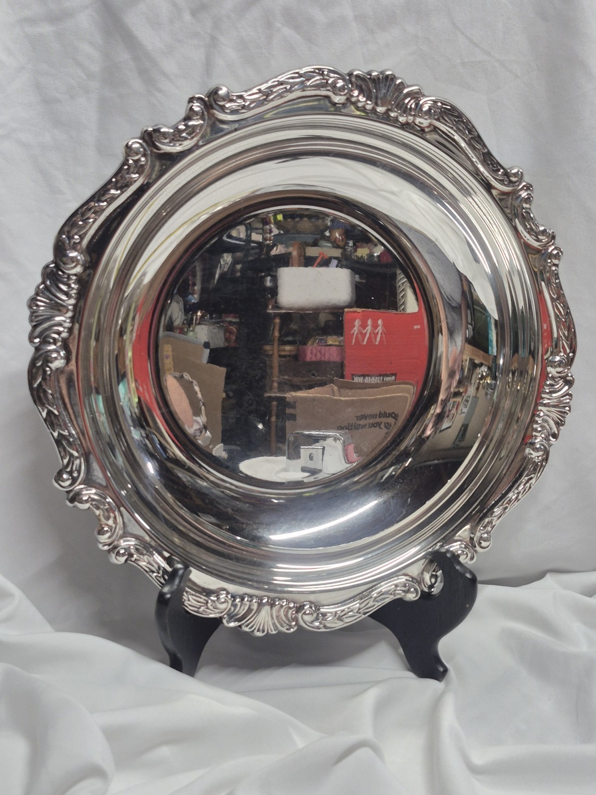 Vintage Sheridan Taunton Silversmiths Silverplate Serving Bowl Tray 12.5” Ornate
