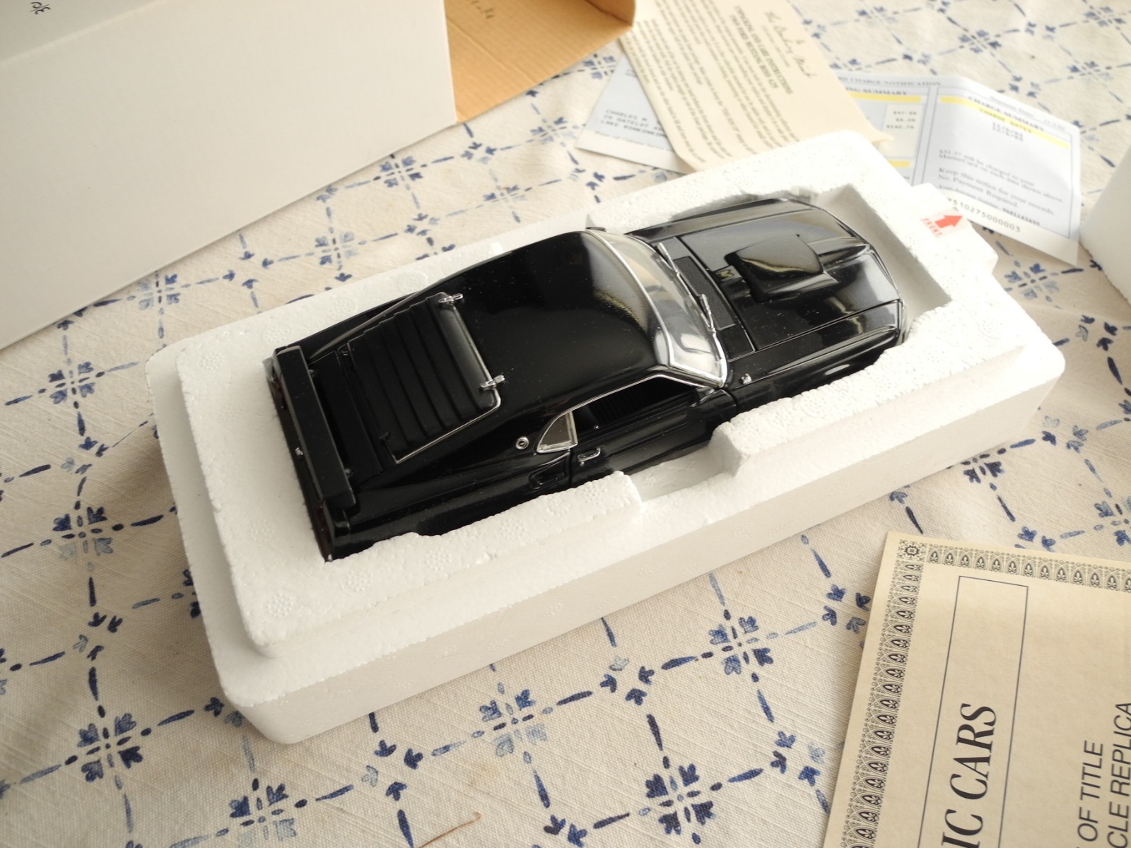 Factory NEW, Rare Danbury Mint 1969 Ford Mustang BOSS 429, Perfect