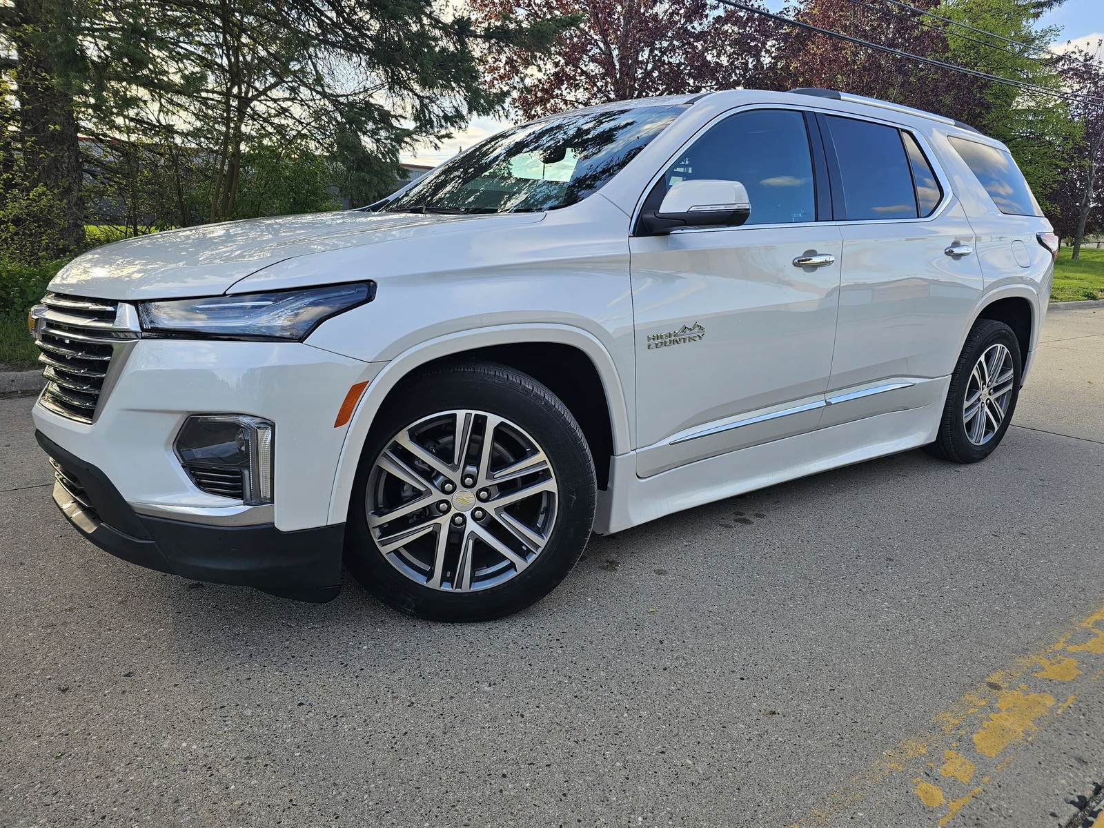 2023 Chevrolet Traverse High County ATC Mobility Wheelchair ACCESSIBLE Handicap