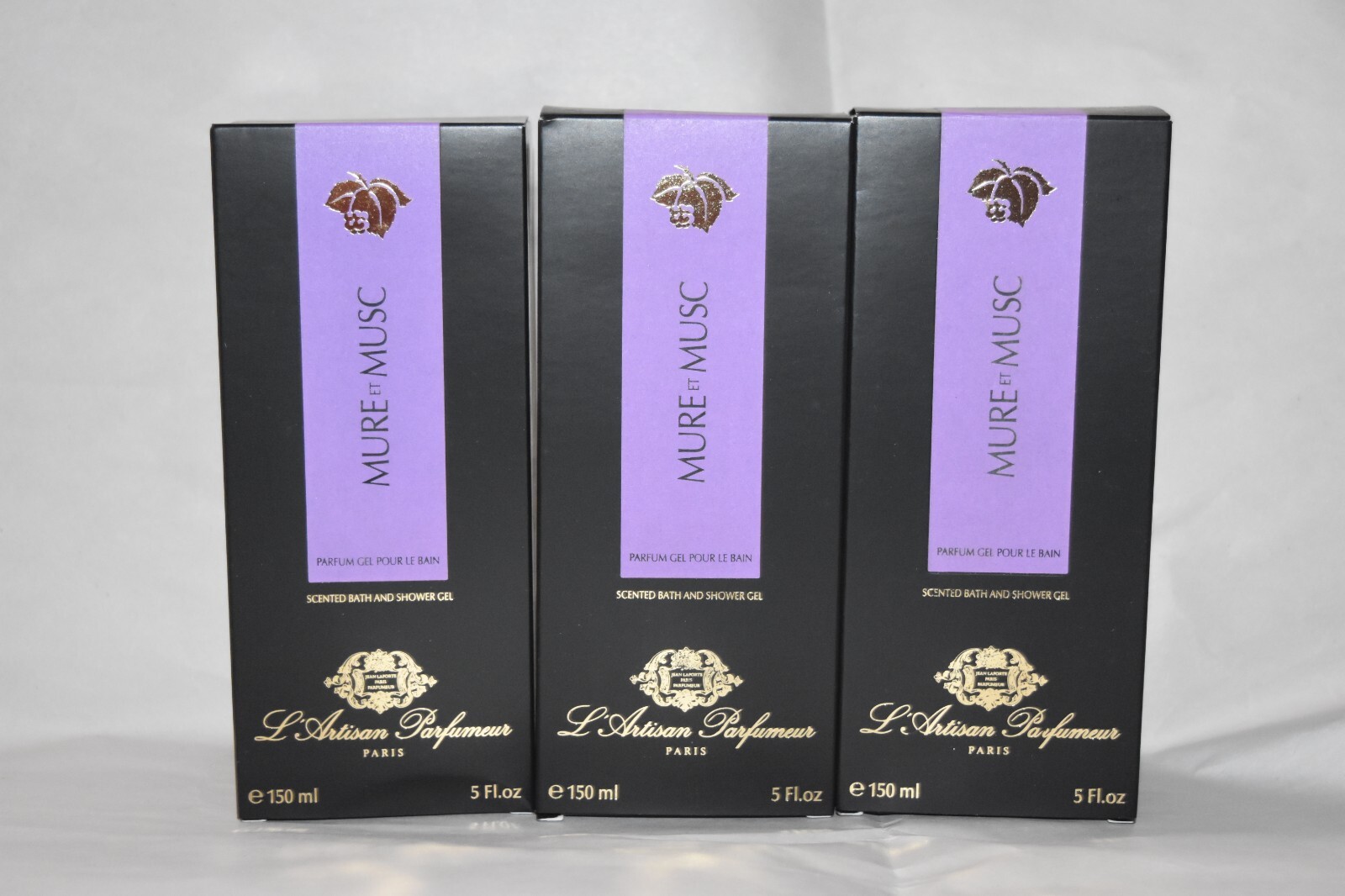 3X NIB L\'Artisan Scented Bath & Shower Gel Mure et Musc 5 oz each 3X NIB L\'Artisan Scented Bath & Shower Gel Mure et Musc 5 oz each