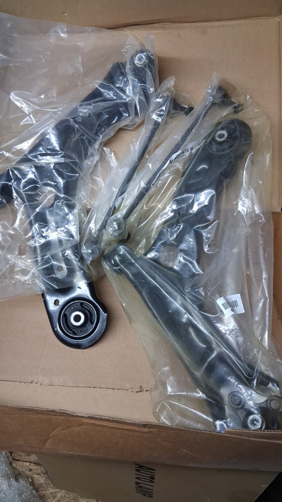 2014-2018 VOLKSWAGEN JETTA LOWER CONTROL ARM KIT