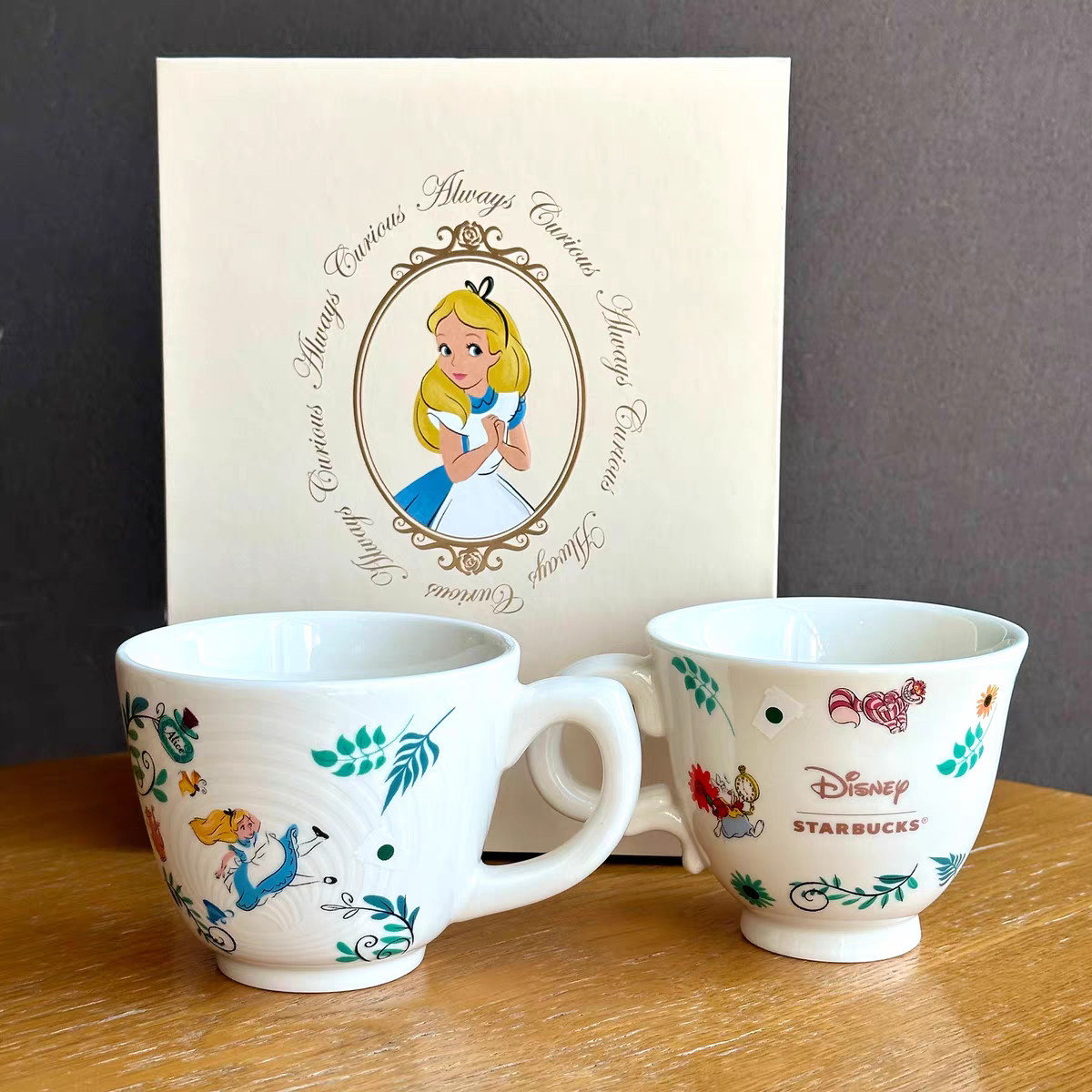 Starbucks X Disney 2024 China Alice in Wonderland 7oz and 9oz Couple\'s Mug Set 