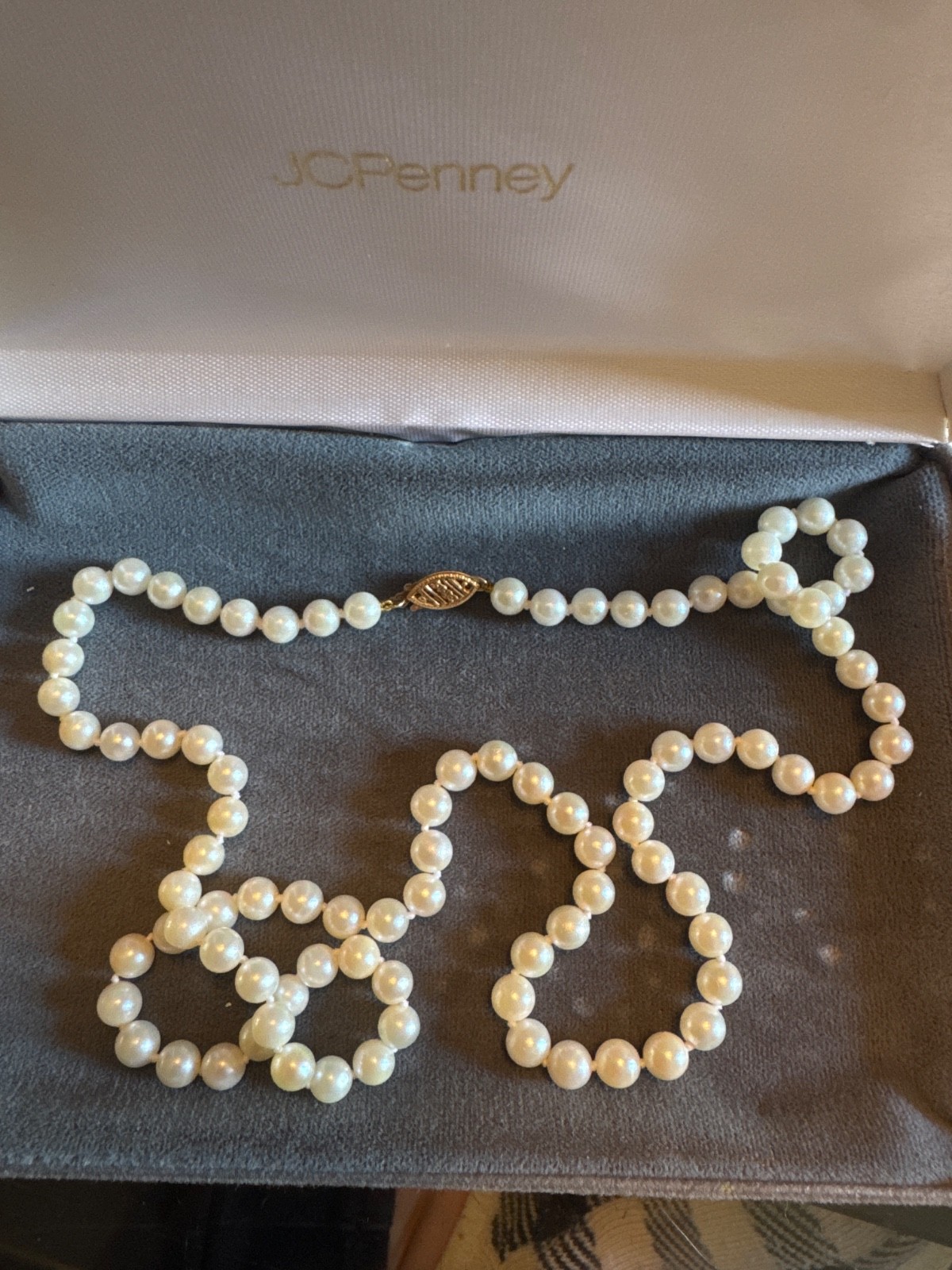 Vintage 14K Yellow Gold White Akoya Pearl Necklace 22”