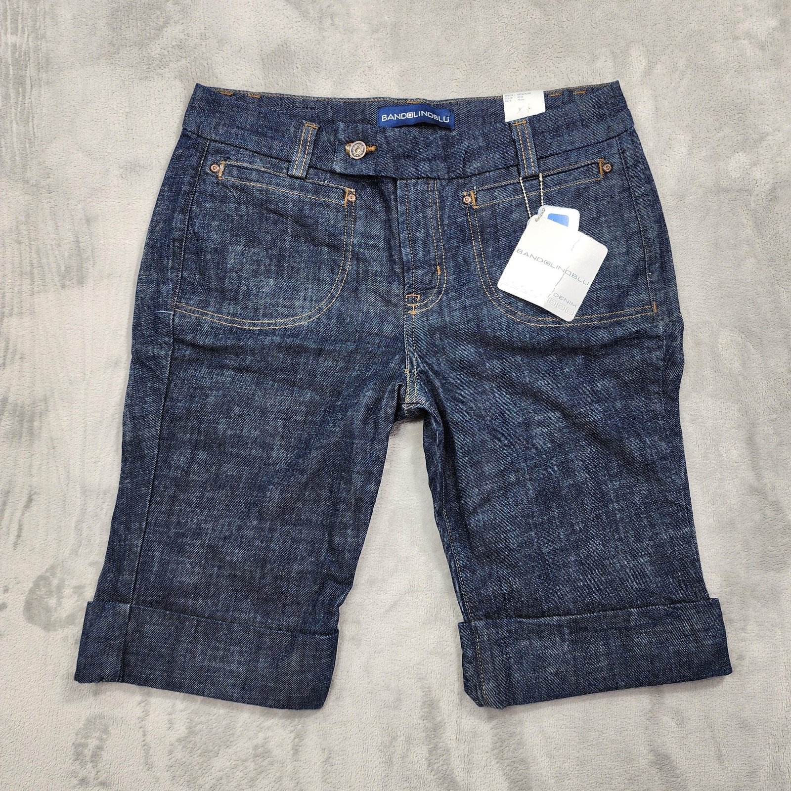 NEW BandolinoBlu Shorts Womens 8 Blue Bermuda Denim Stretch Cuffed Casual Summer