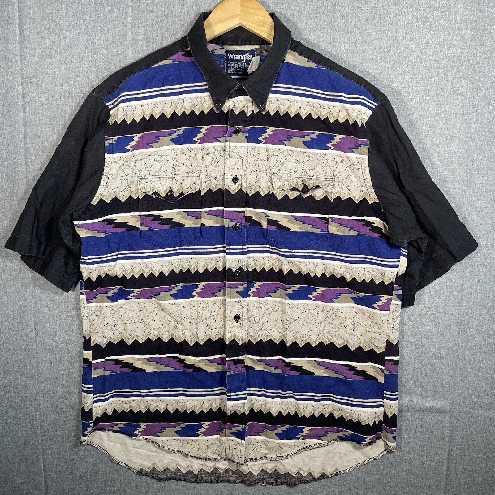 Vintage Wrangler Shirt Mens XL Blue Purple Aztec Southwestern Zig Zag Button Up