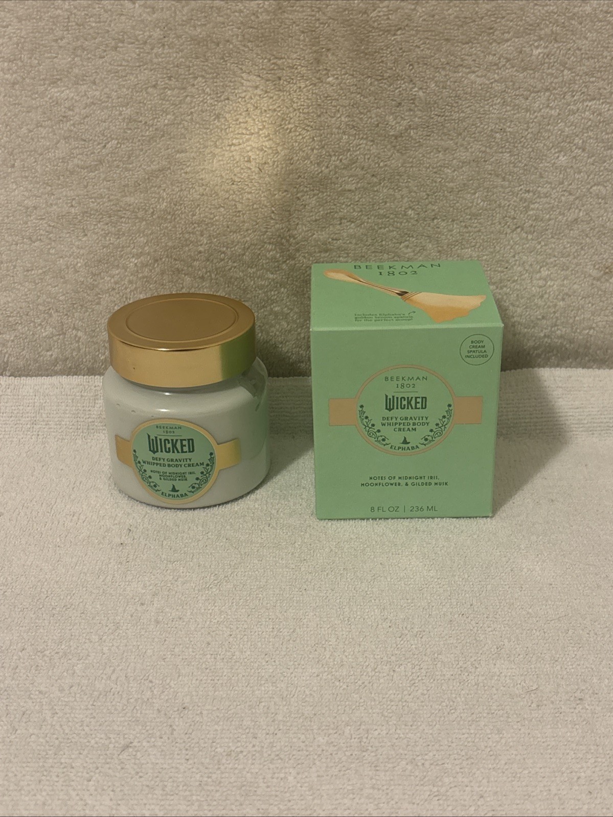 Beekman 1802 x Wicked Defy Gravity Whipped Body Cream Elphaba 8 oz+Spatula NIB Beekman 1802 x Wicked Defy Gravity Whipped Body Cream Elphaba 8 oz+Spatula NIB