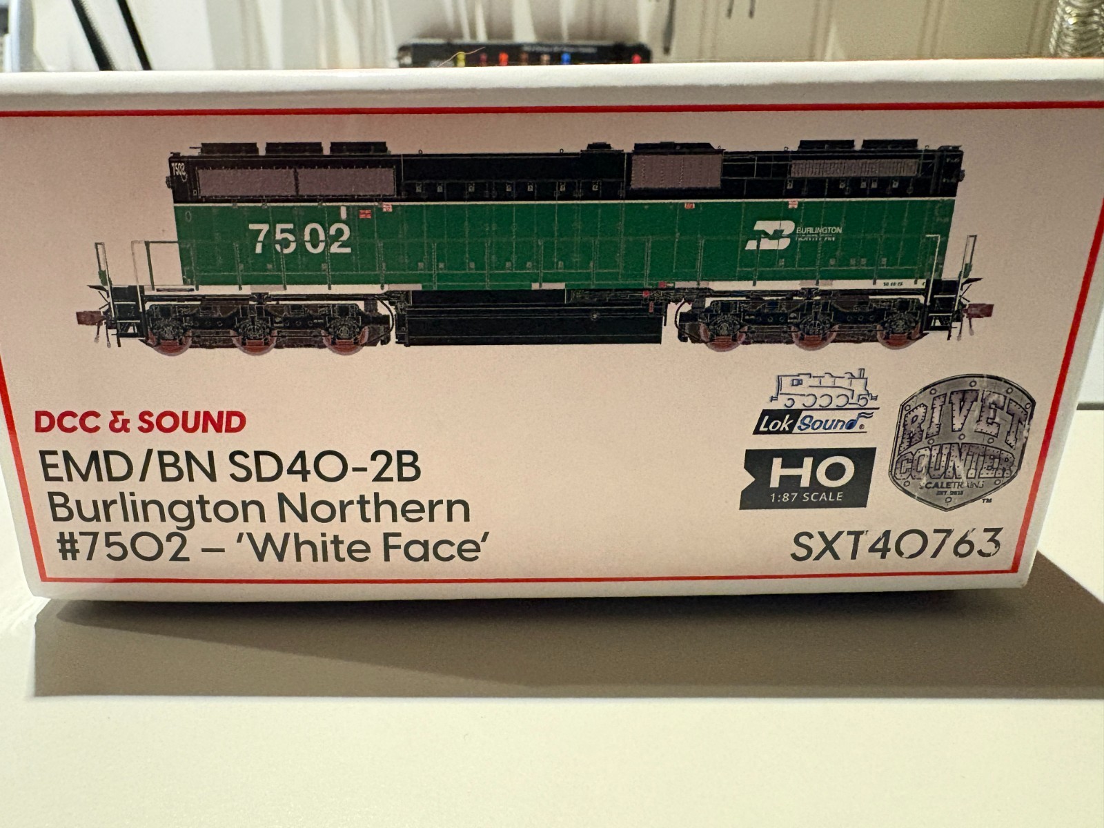ScaleTrains HO EMD SD40-2B Burlington Northern #7502 DCC & Sound NEW ScaleTrains HO EMD SD40-2B Burlington Northern #7502 DCC & Sound NEW
