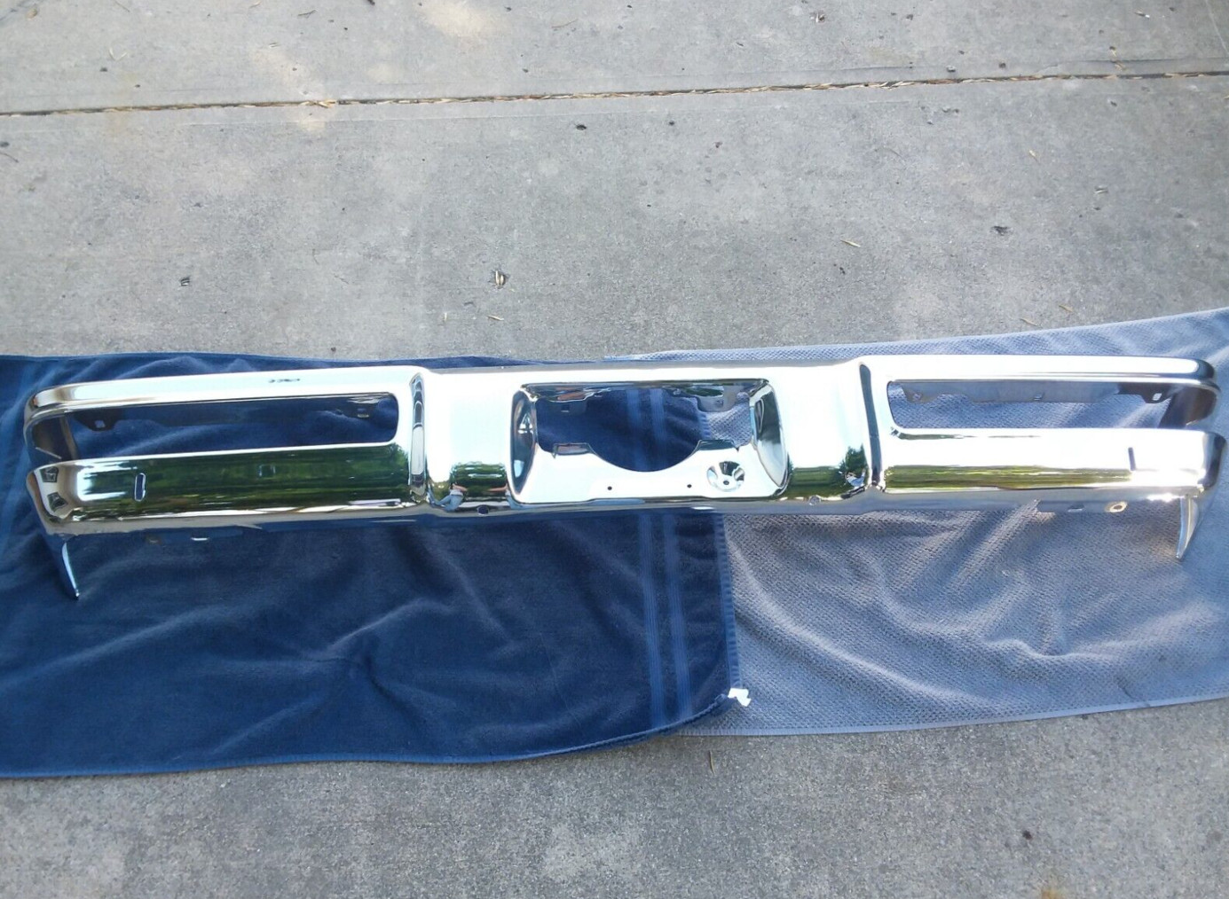 1970 1971 1972 GTO JUDGE GT GT37 NOS 484946 GM REAR BUMPER RAM AIR III IV 455 HO