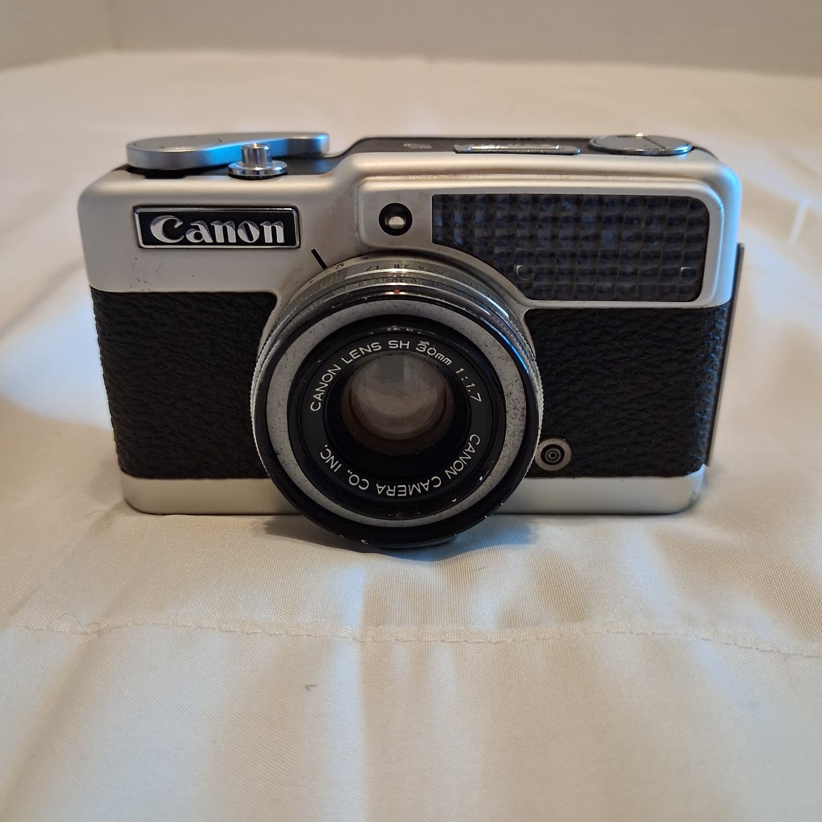Vintage Canon Demi S Half Frame 35mm Film Camera, mechanically  Tested, Clean.