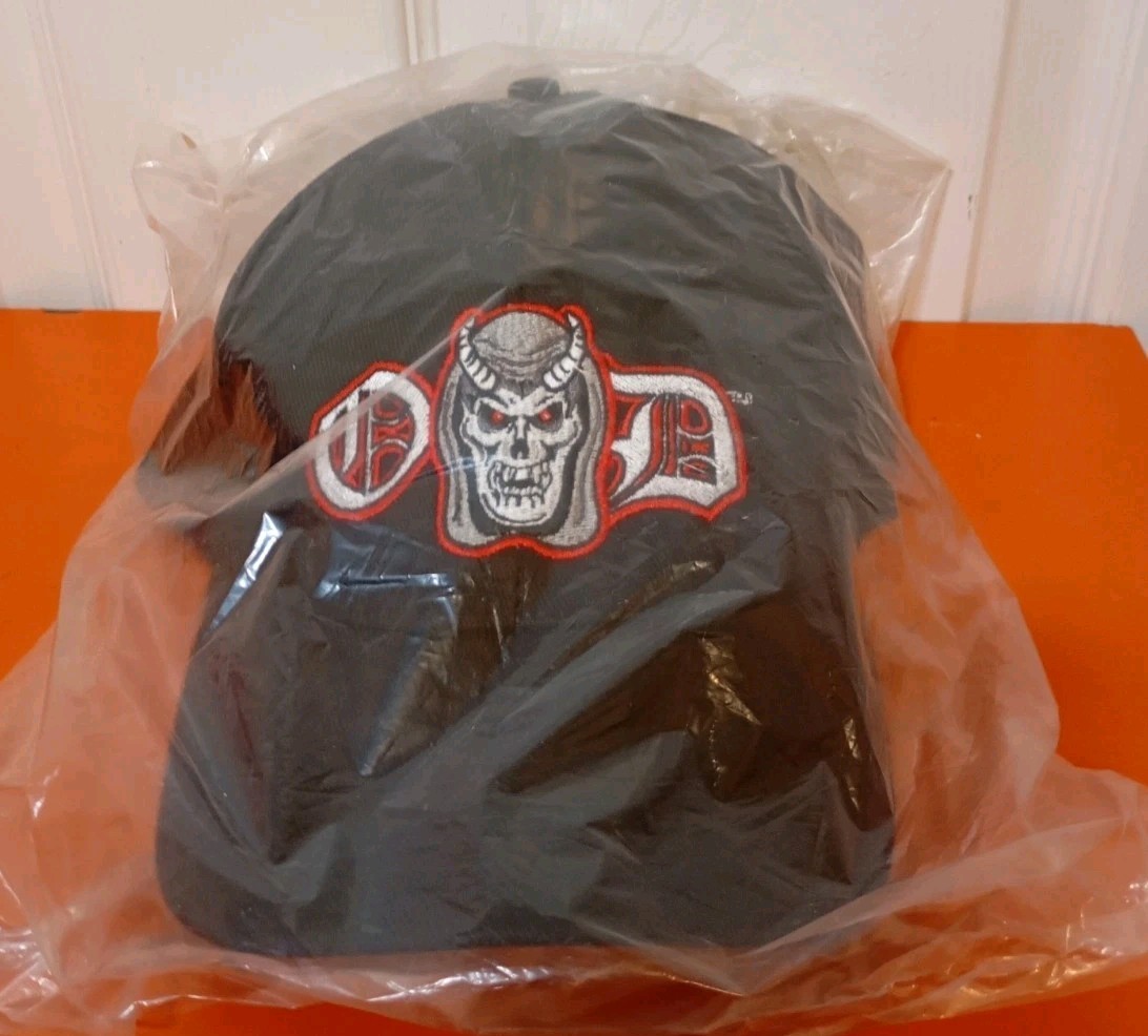 NEW Vintage 00s WWE The Undertaker Original Deadman Black Adjustable Hat