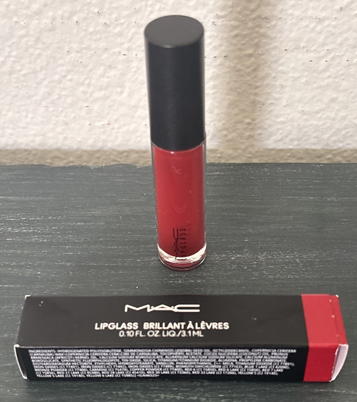 MAC Brillant A Levres Lipglass 328 RUBY WOO - 0.10 fl oz / 3.1ml - NEW