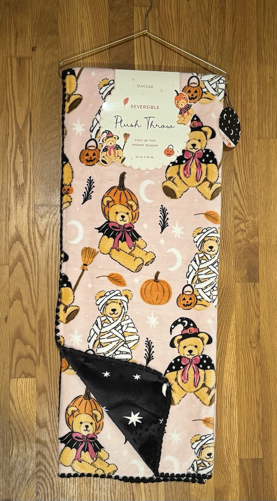 NWT Envogue Halloween Teddy Bear Costumes Plush Throw Blanket, Reversible 50x70 NWT Envogue Halloween Teddy Bear Costumes Plush Throw Blanket, Reversible 50x70