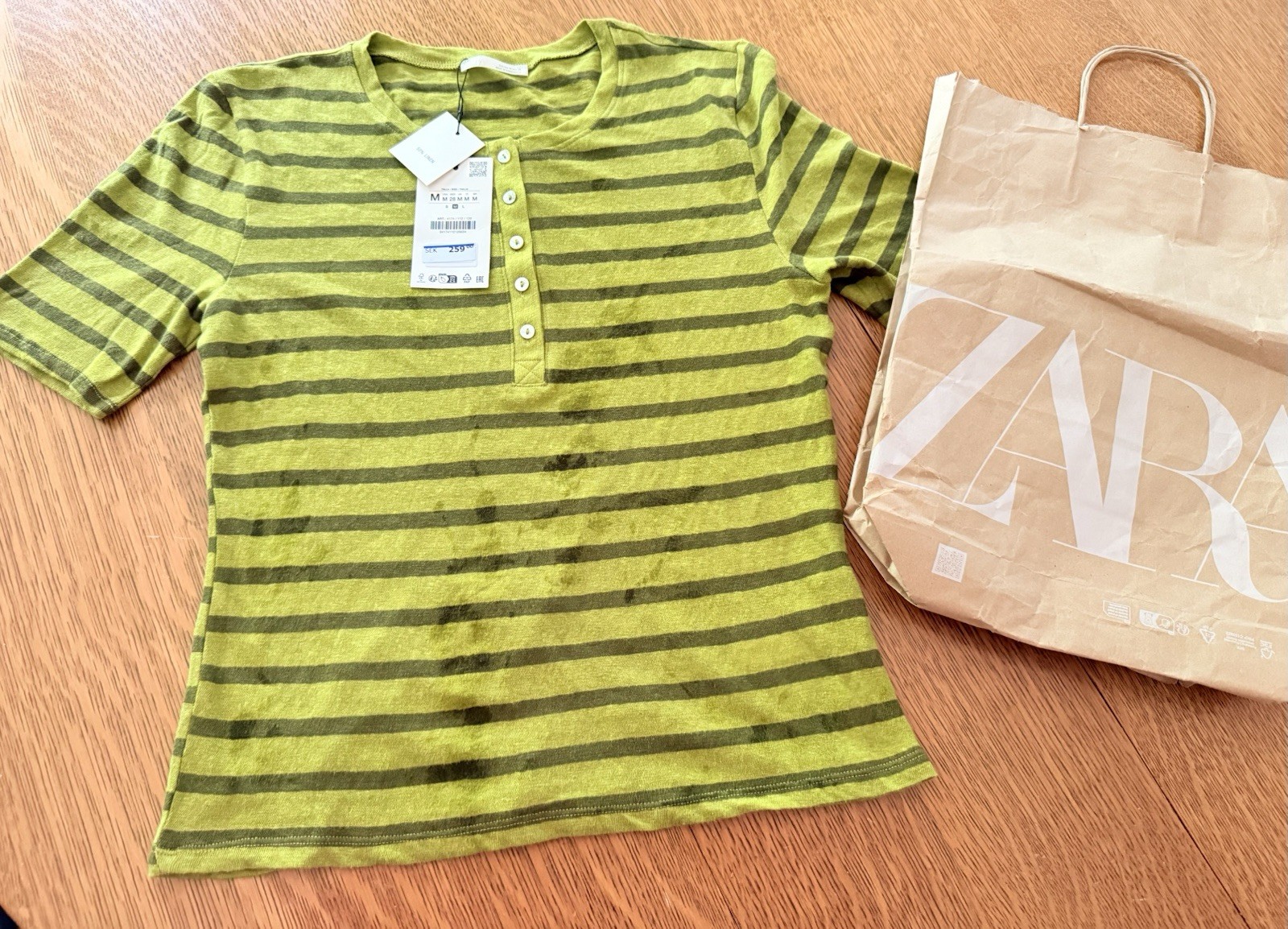 NWT Women’s Zara Short Sleeve Sweater Green Striped - Medium M