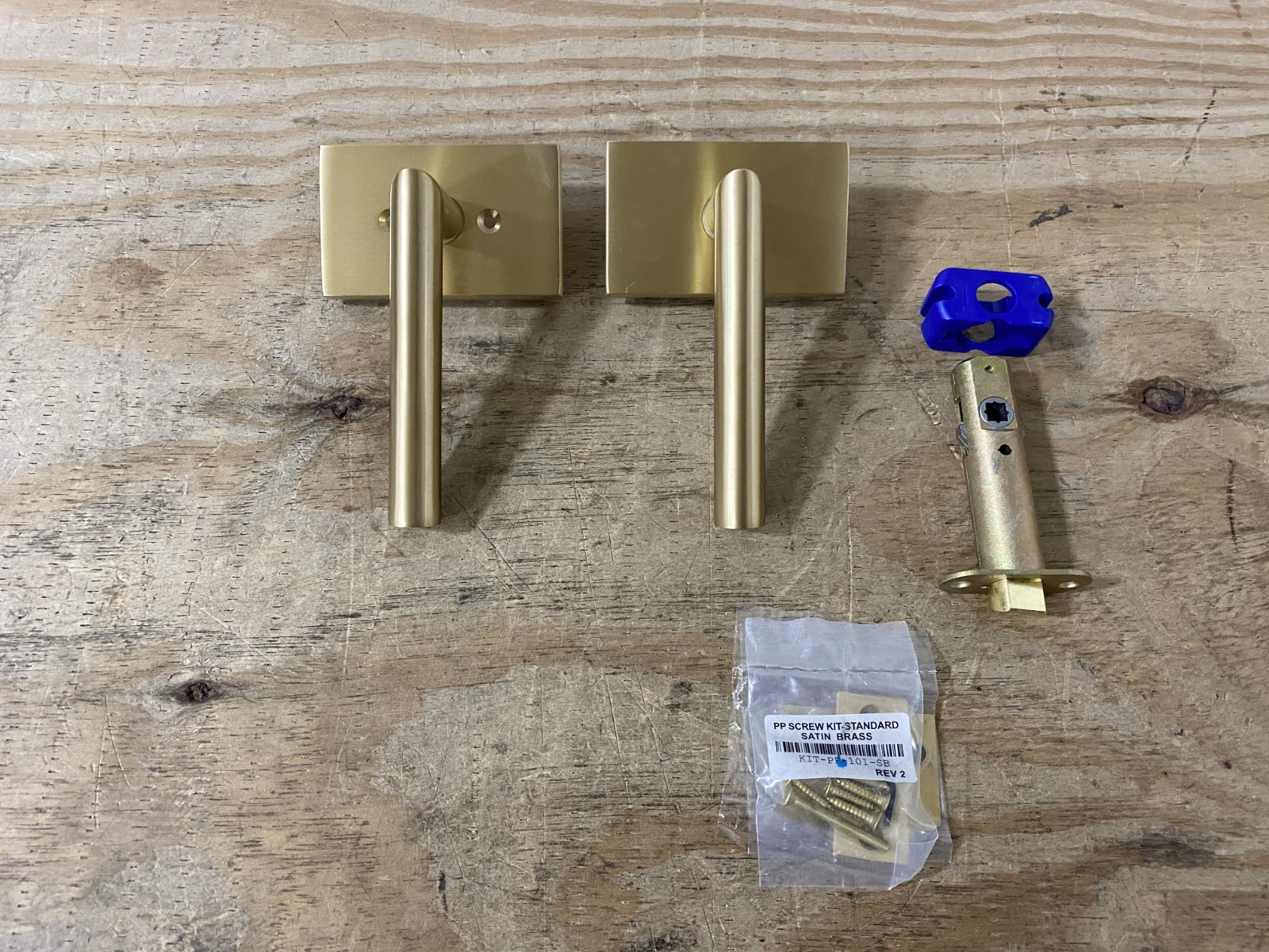 Emtek 5112STUUS4LH Stuttgart Left Handed Passage Door Lever Set *READ* Emtek 5112STUUS4LH Stuttgart Left Handed Passage Door Lever Set *READ*