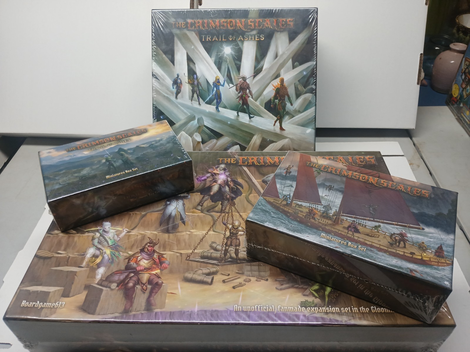 Sealed Gloomhaven Crimson Scales, Trail of Ashes, All Minis - 