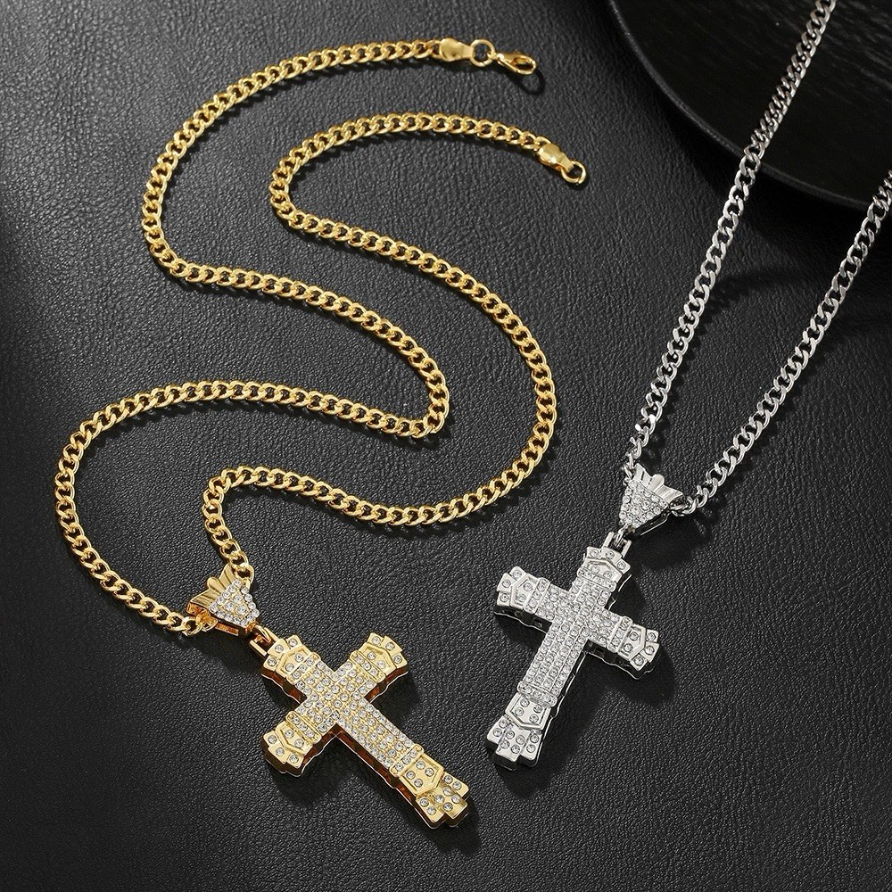 Elegant Iced Out Cross Pendant Necklace for Men and Women Elegant Iced Out Cross Pendant Necklace for Men and Women