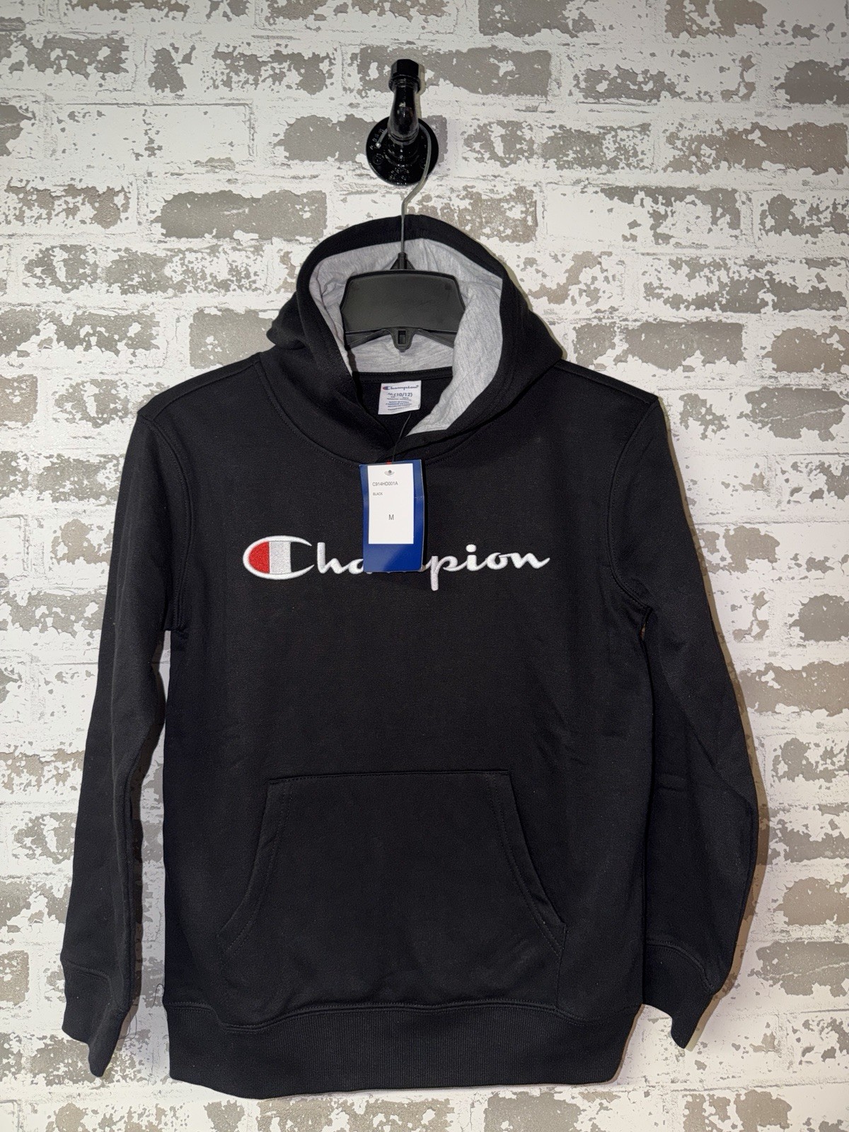 NWT Champion Kids\' Signature Fleece Hoodie - Black - Size MEDIUM NWT Champion Kids\' Signature Fleece Hoodie - Black - Size MEDIUM