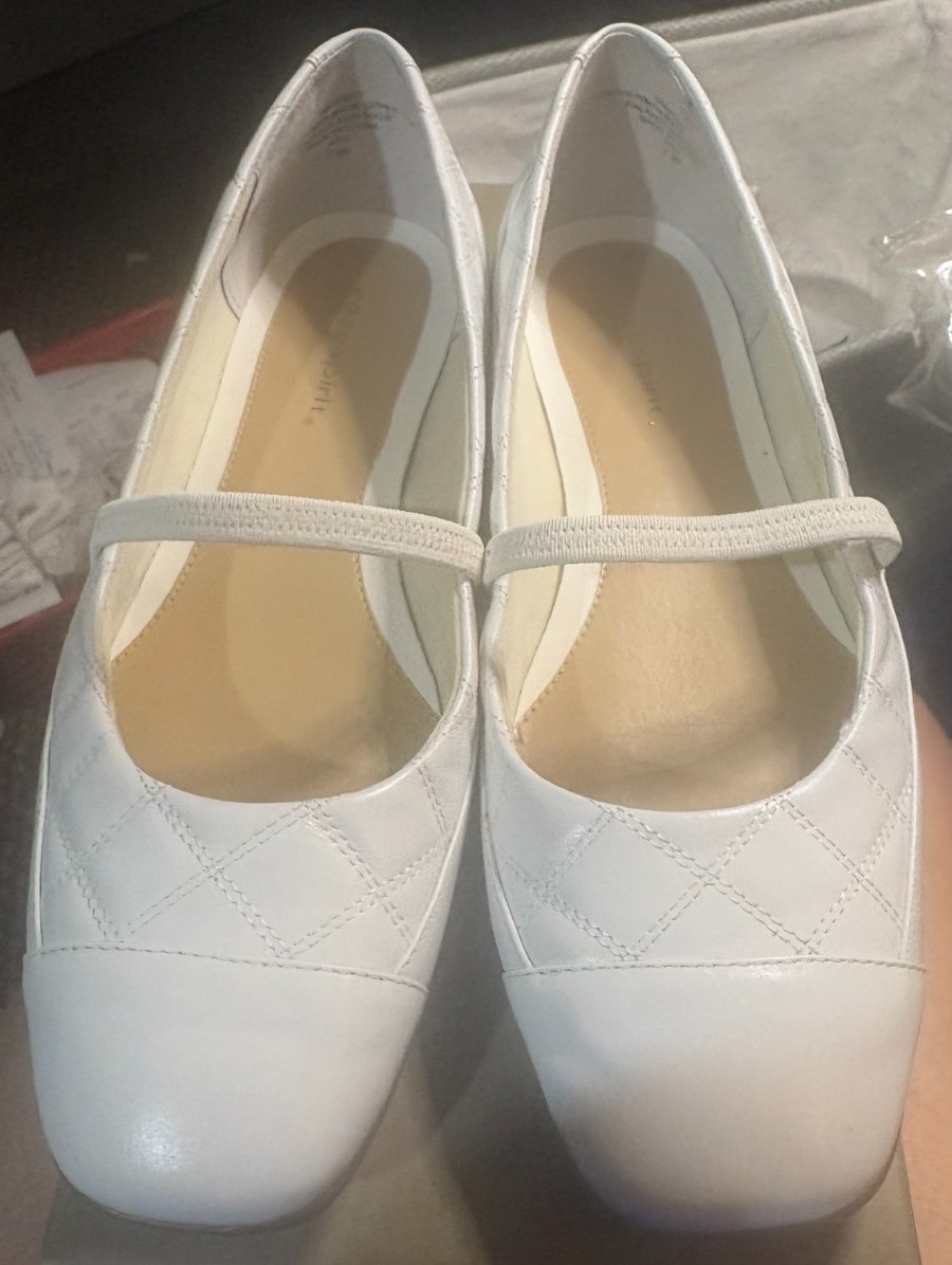 Easy Spirit NEW Harpert White Slip On Women\'s Shoes Size 7.5W NEW W BOX