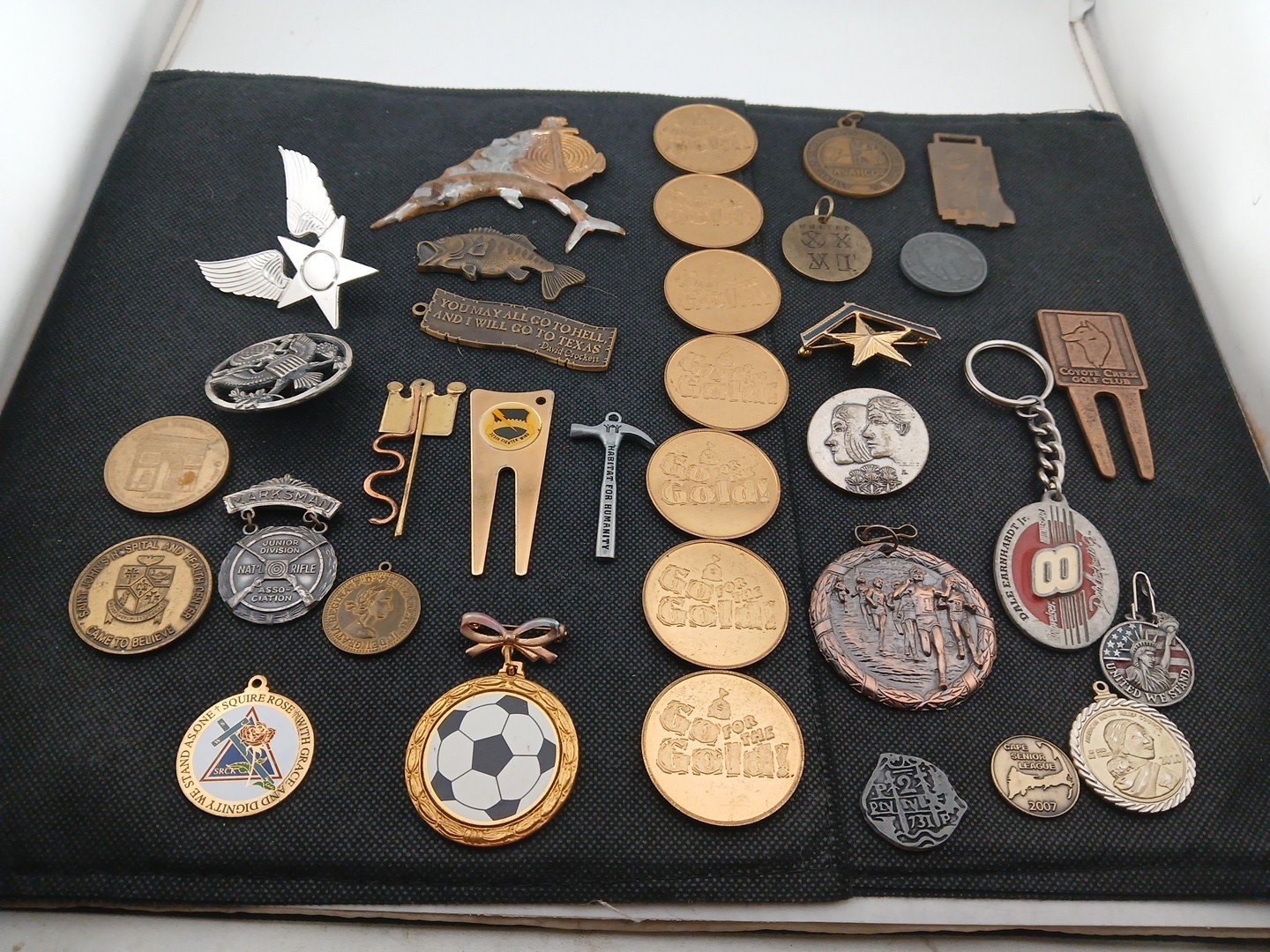 LOT OF GRANDPA'S vintage Souvenir coins pins Keychains collection LOT OF GRANDPA'S vintage Souvenir coins pins Keychains collection