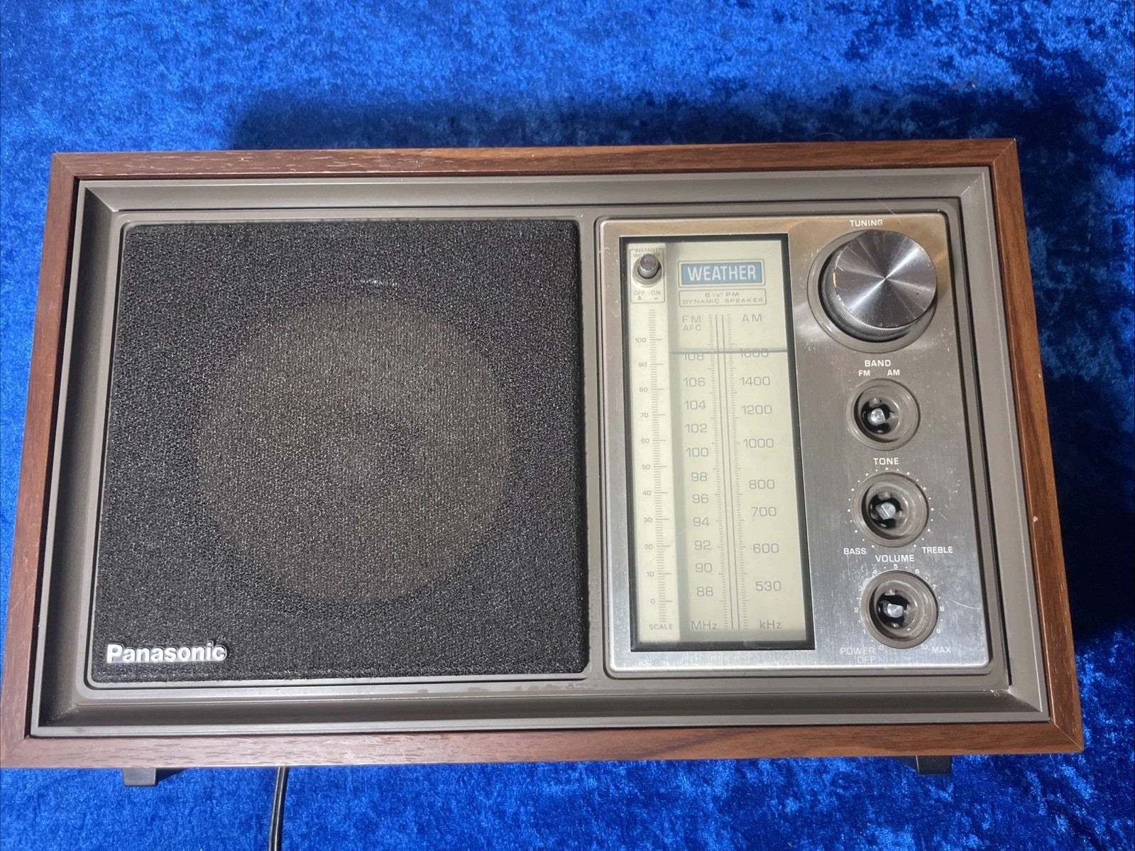 Vintage Mcm Panasonic Radio Model RE-6628 Works Perfect Vintage Mcm Panasonic Radio Model RE-6628 Works Perfect