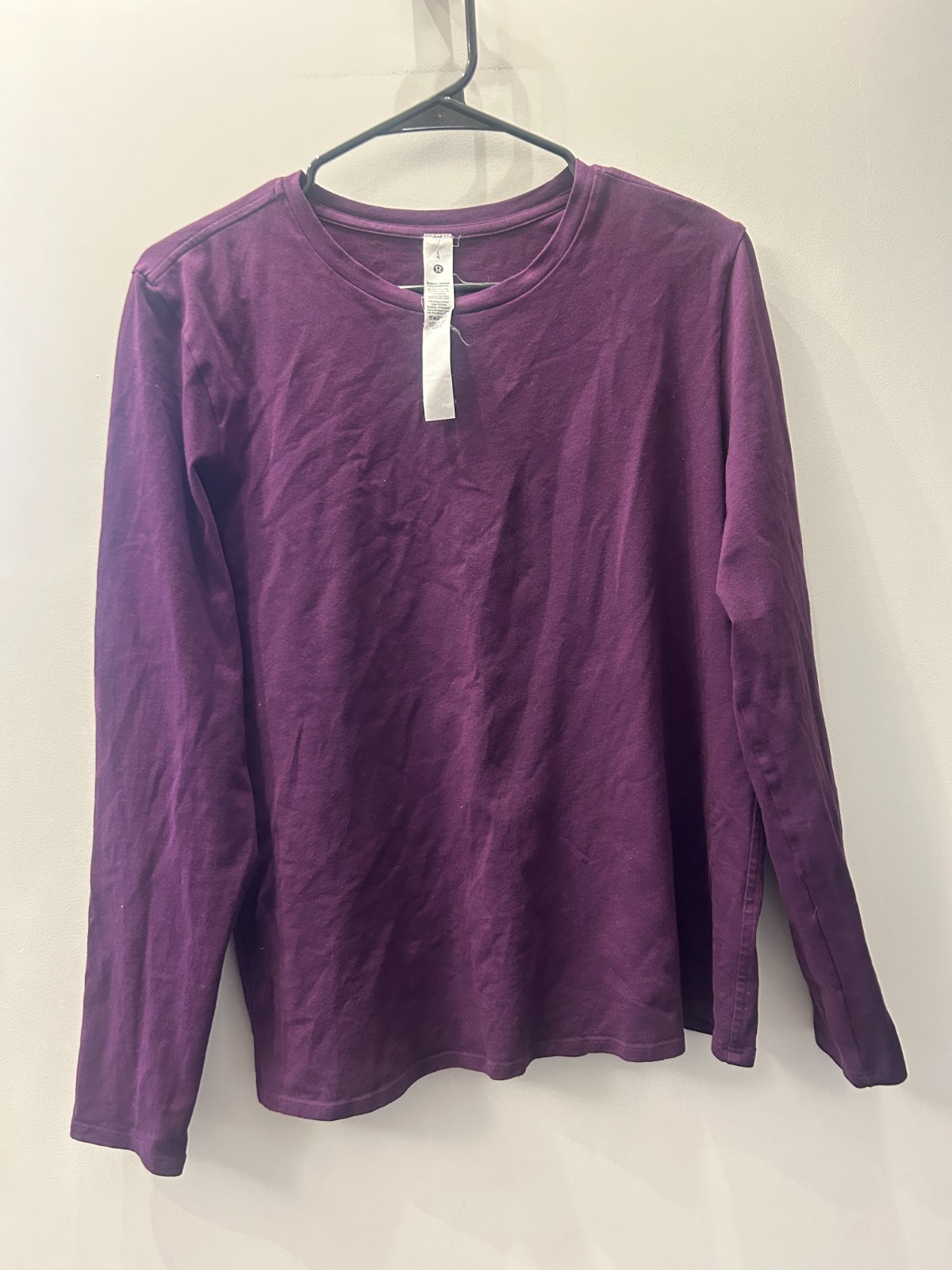 CUTE Athleta Women\'s LARGE Purple Shirt Long Sleeve Plum CUTE Athleta Women\'s LARGE Purple Shirt Long Sleeve Plum
