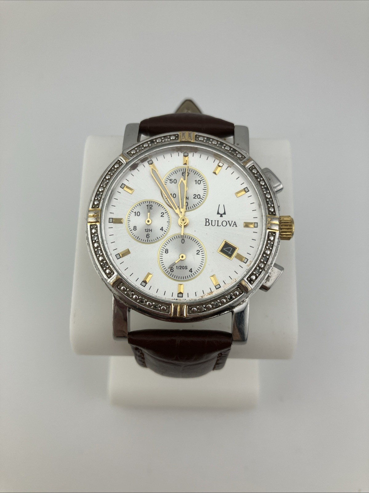 Vtg 2007 Bulova Men 38mm Watch Two Tone Chronograph Date Diamond Bezel -RUNS