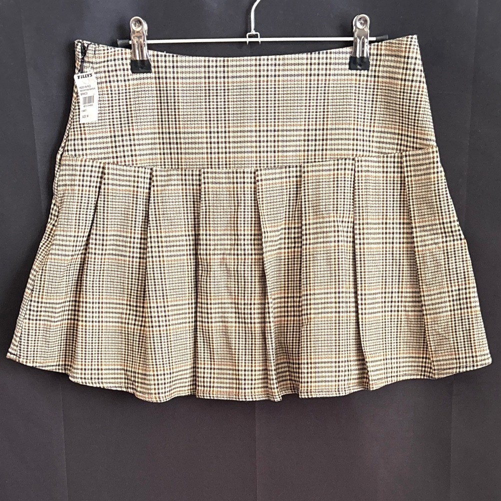 RSQ Tillys Brown Plaid Pleated Mini Skirt HS20149-PLD Size Medium New With Tags