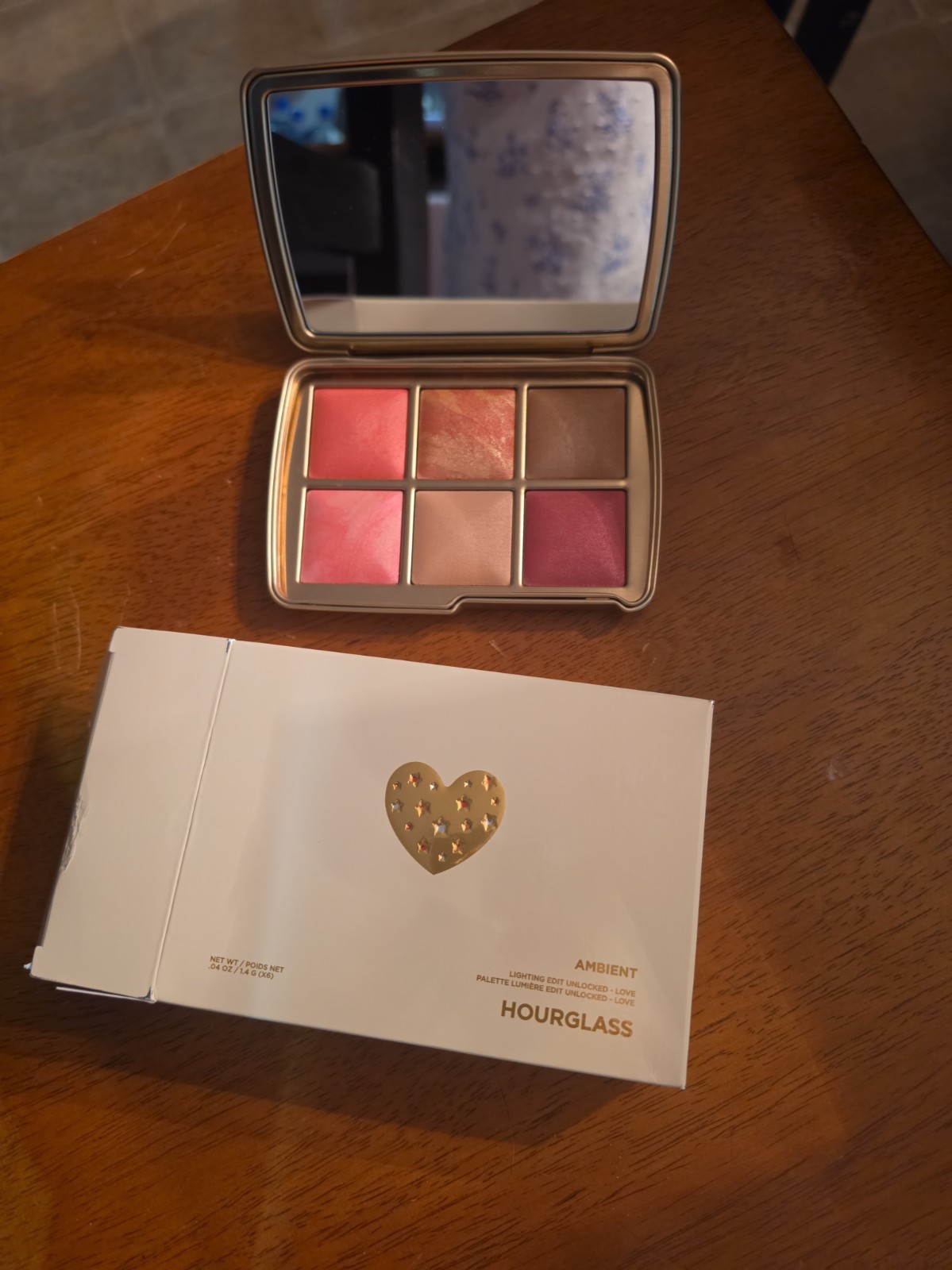 Hourglass LOVE Palette 2026 HolidayRelease Sephora Exclusive Hourglass LOVE Palette 2026 HolidayRelease Sephora Exclusive