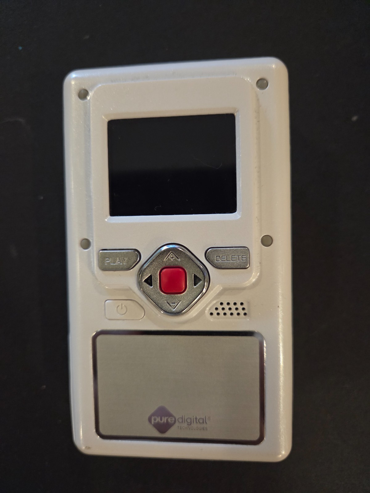 Flip Video Silver & White Pure Digital Technologies Ultra HD Pocket Camcorder 