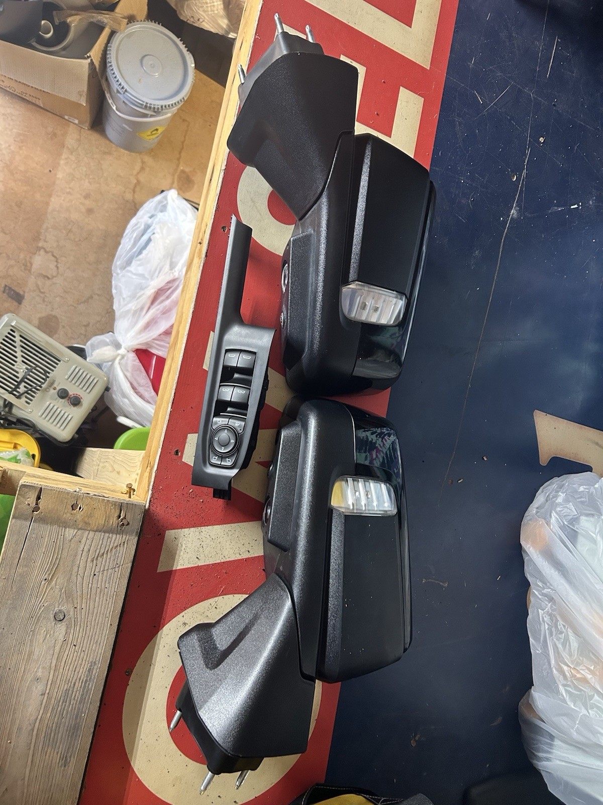 2019-2026 GMC Sierra 1500 Mirrors