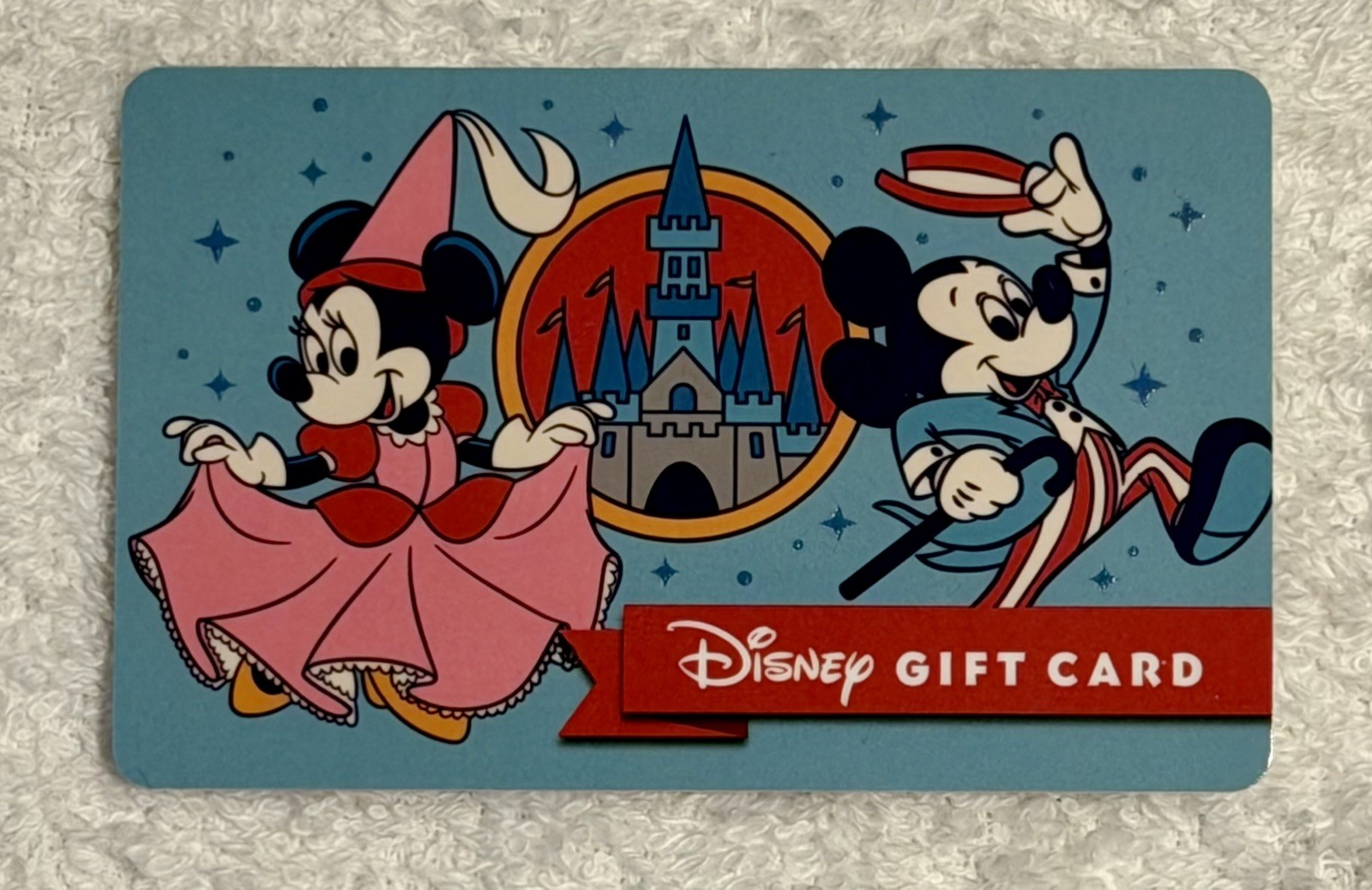 WALT DISNEY gift card. Mickey & Minnie red white blue by the castle WALT DISNEY gift card. Mickey & Minnie red white blue by the castle
