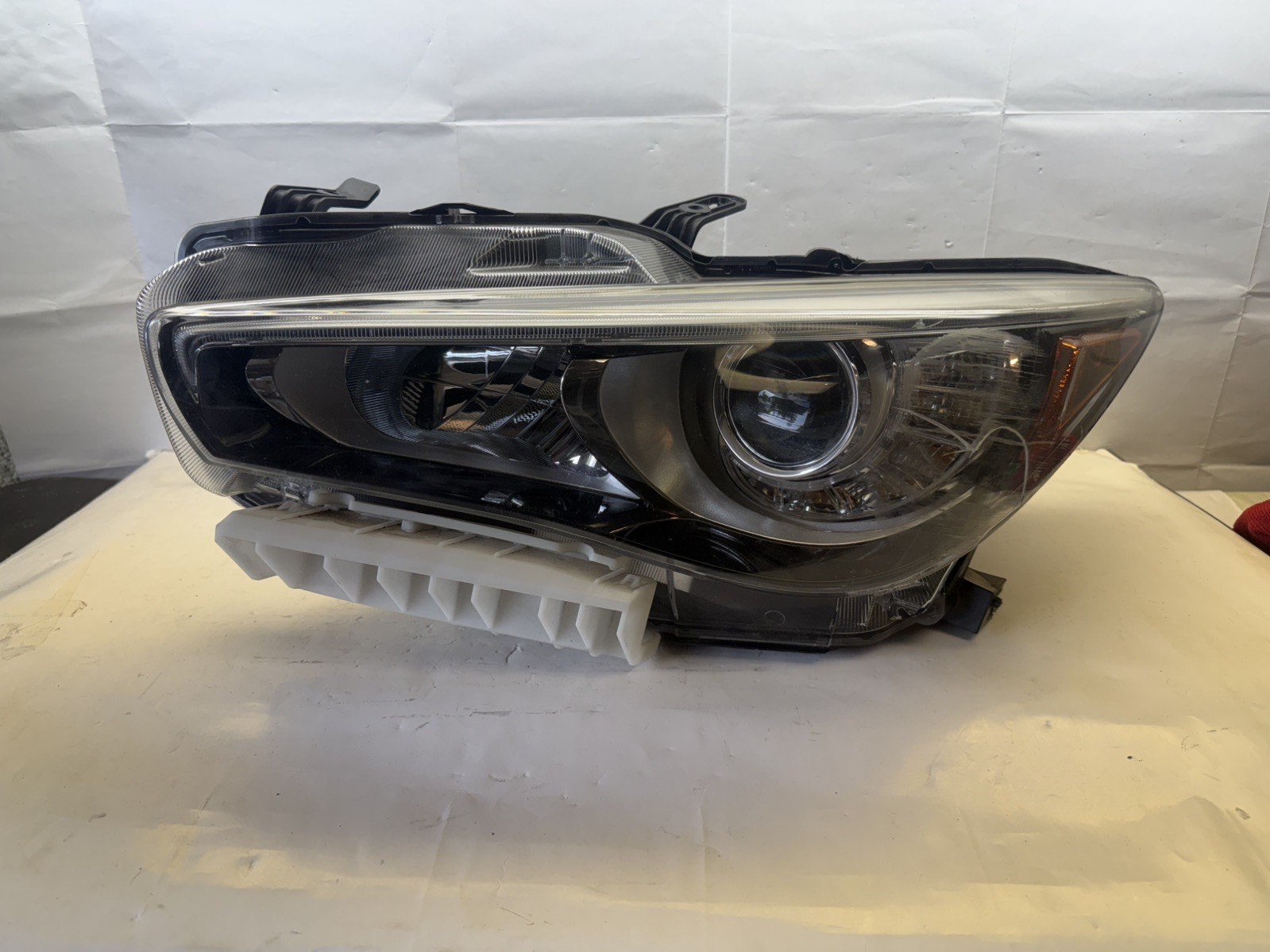 2018 - 2024 INFINITI Q50 FRONT LEFT DRIVER SIDE LED HEADLIGHT OEM 260606HH7A